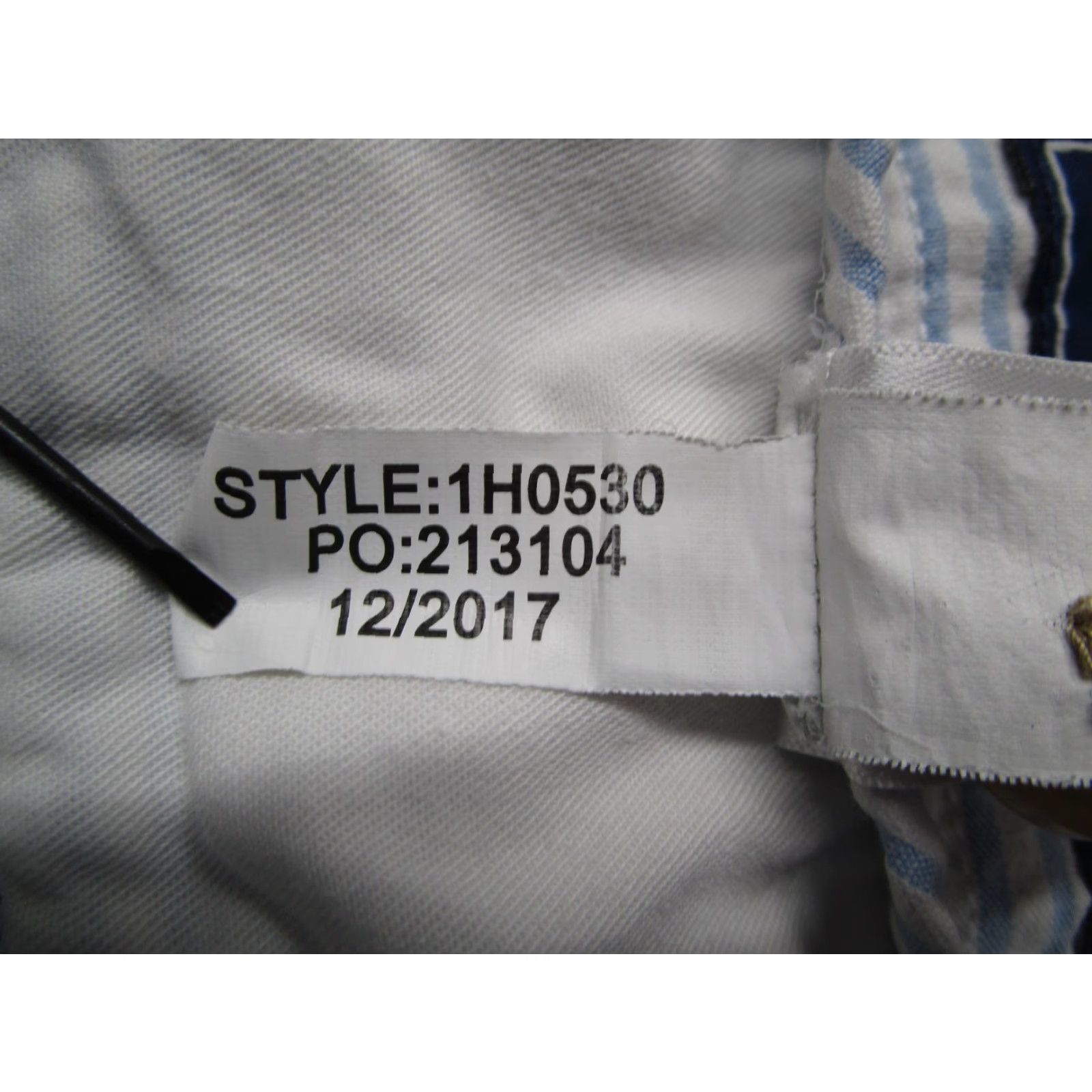 Vineyard Vines Vineyard Vines Shorts Mens 36 Chino Knit Seersucker Stripe Blue White 1H0530 Nautical Stretch Casual Flat Front 5-Pocket Mens Size US 36 / EU 52 - 4 Thumbnail