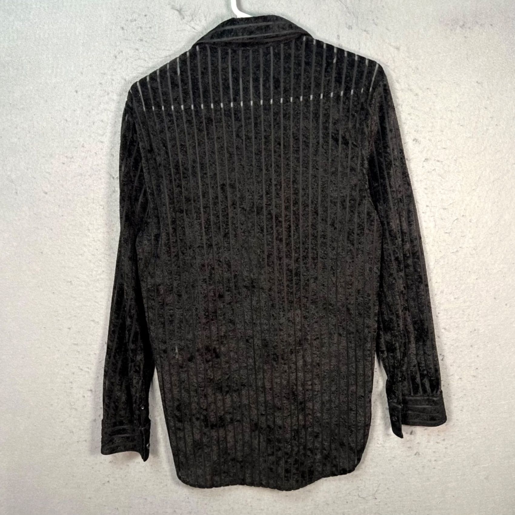 Zara Zara Womens Size Small Black Velvet Striped Button Up Shirt Regular Fit Size S / US 4 / IT 40 - 2 Thumbnail