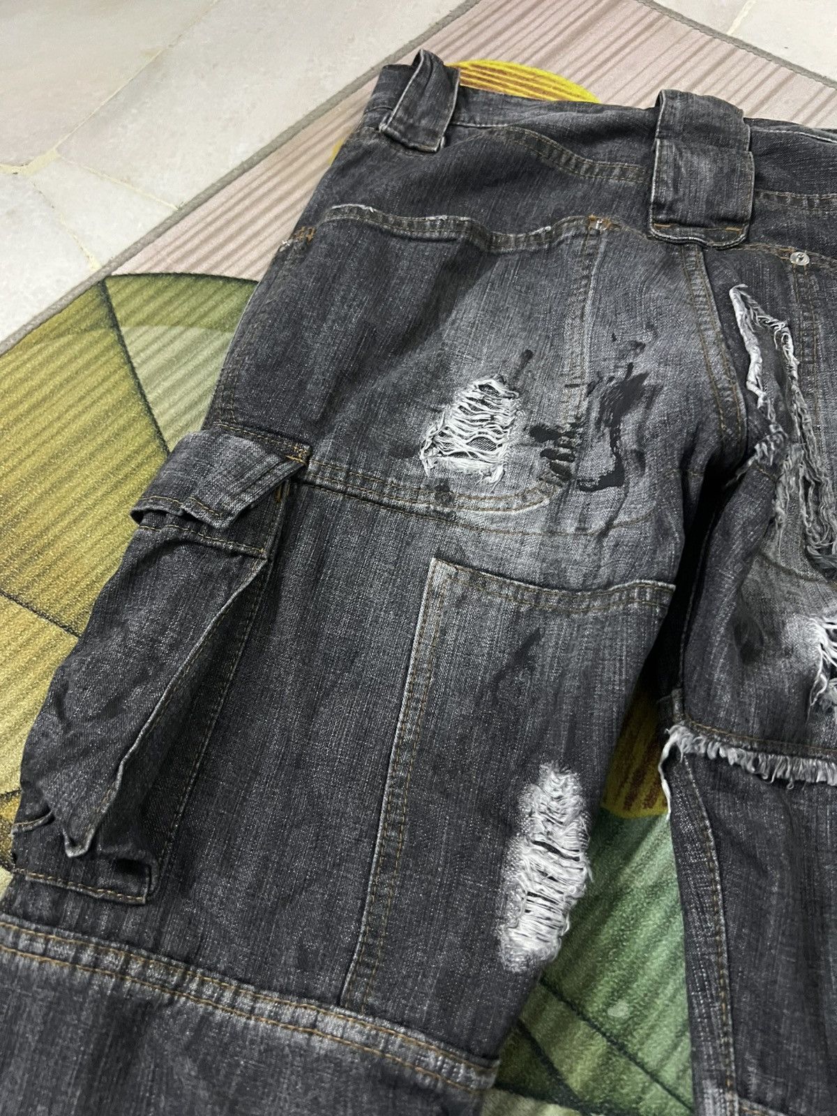 Japanese Brand 💥Zucca Multipocket Reconstruct Design Distressed Jean Size US 30 / EU 46 - 16 Thumbnail