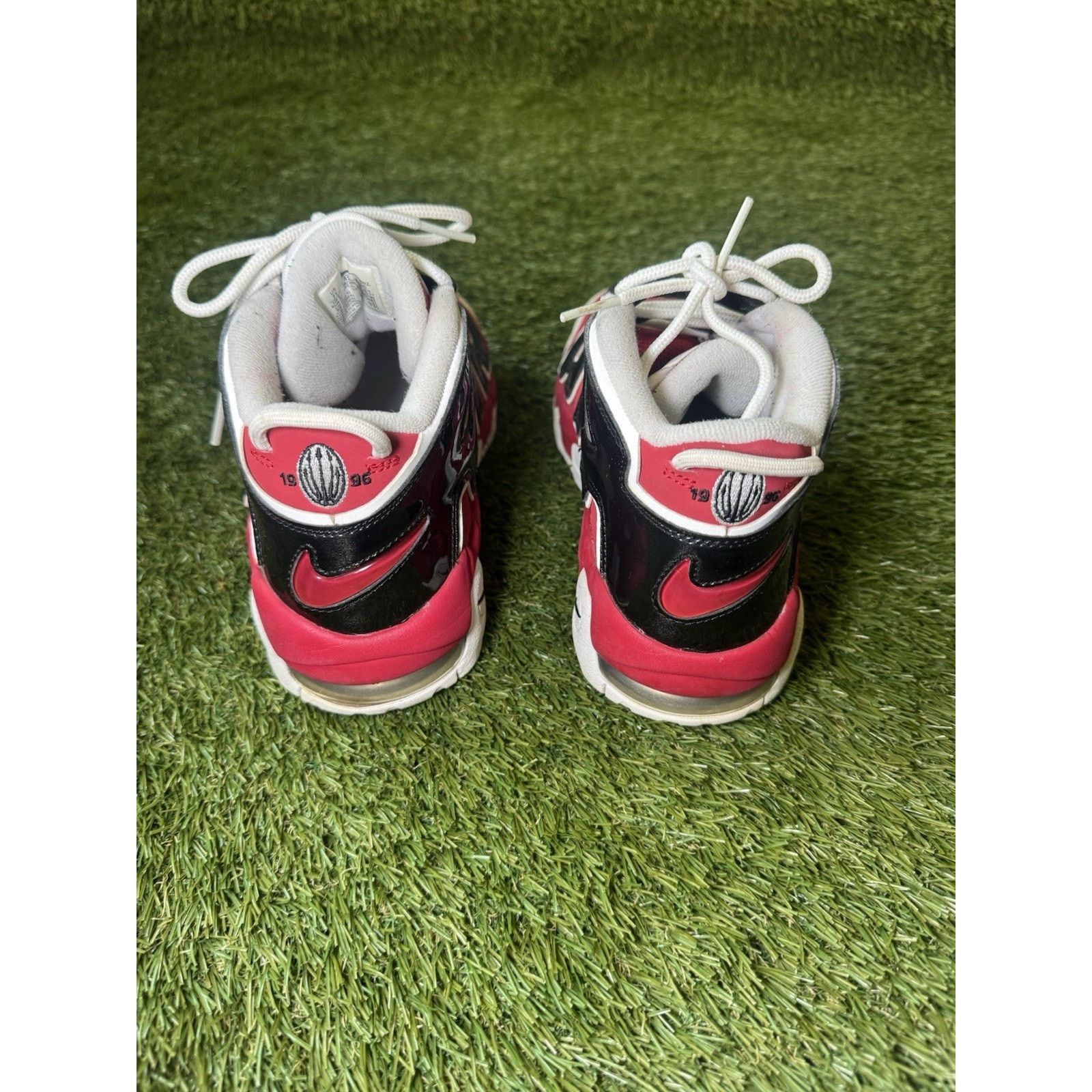 Nike Nike Air More Uptempo GS Size 7Y / 8.5 Women’s Red Black Size US 7 / IT 37 - 3 Thumbnail