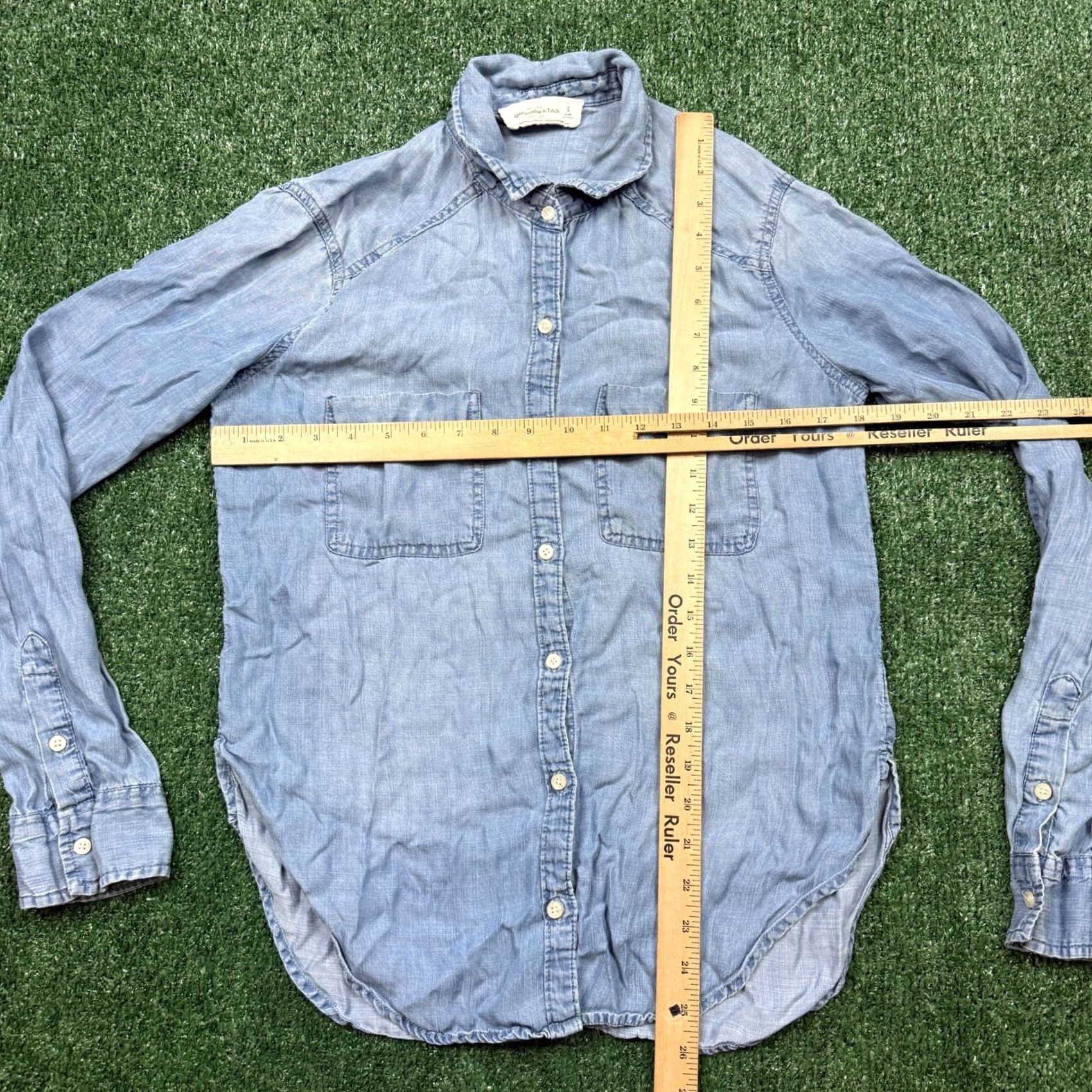 Abercrombie & Fitch VINTAGE Abercrombie Fitch Button Up Shirt Women's S Blue Long Sleeve Size S / US 4 / IT 40 - 4 Thumbnail