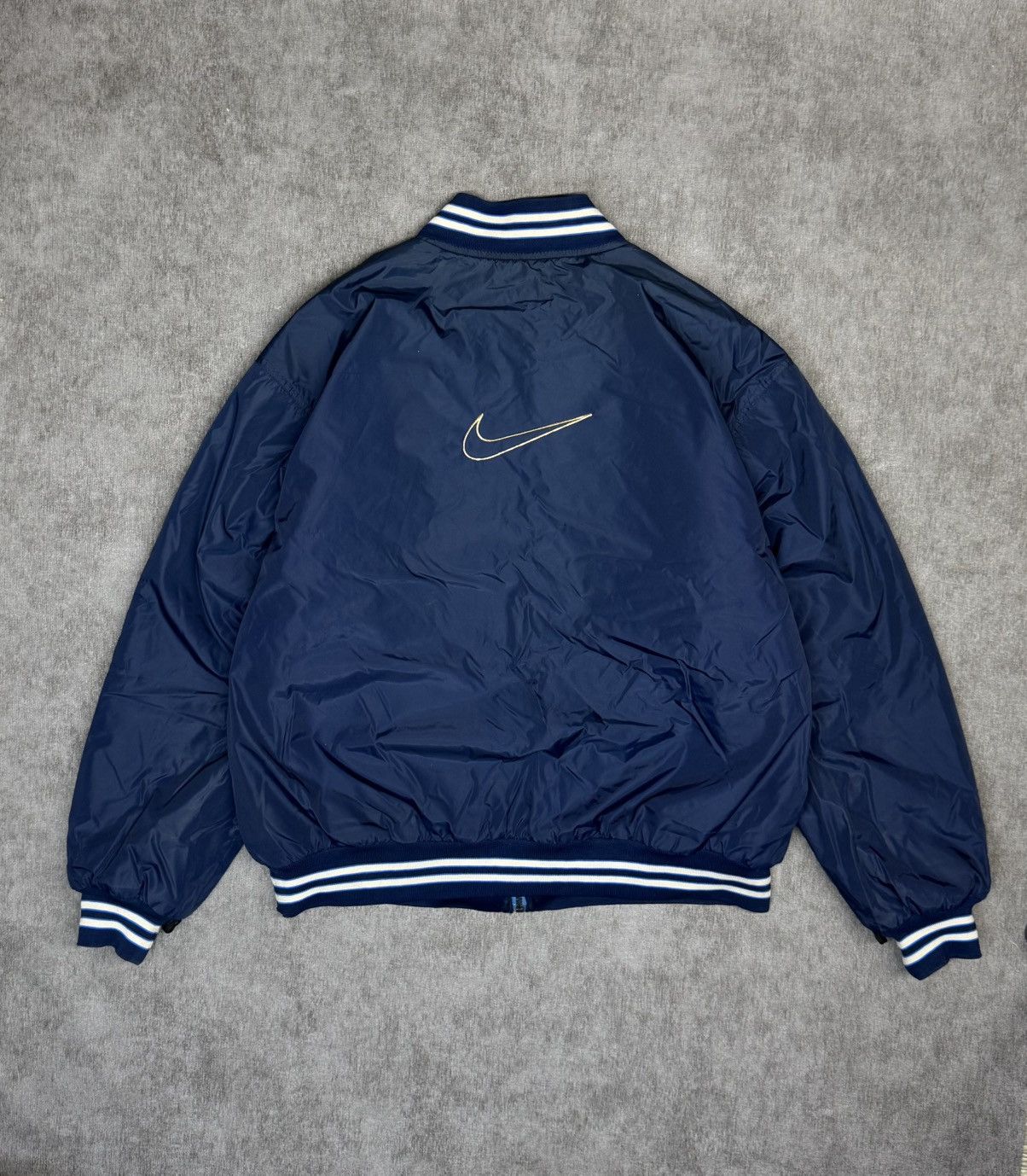 Rare Nike Bomber jacket vintage 90s