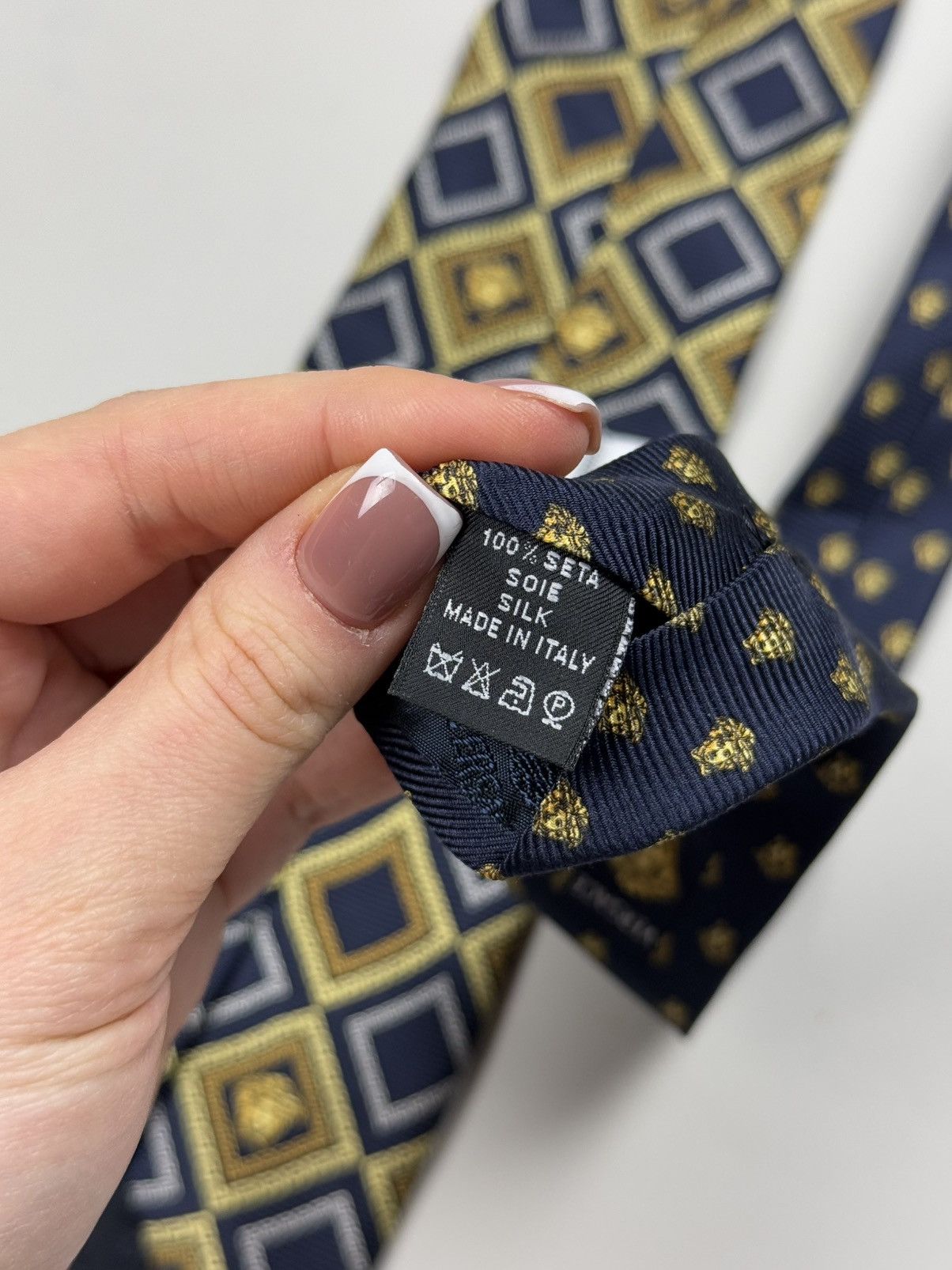 Versace × Vintage Gianni Versace Vintage Medusa Head Silk Patterned Tie Size ONE SIZE - 7 Thumbnail