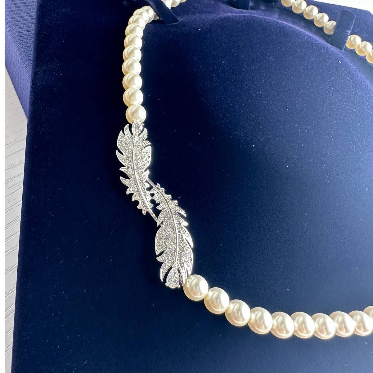 Swarovski Swarovski Feather Necklace Pearl White Rhodium Plating Size ONE SIZE - 8 Thumbnail