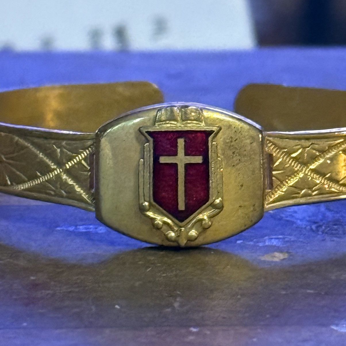 Vintage Vintage gold tone embossed red shield cross cuff bracelet Size ONE SIZE - 2 Thumbnail