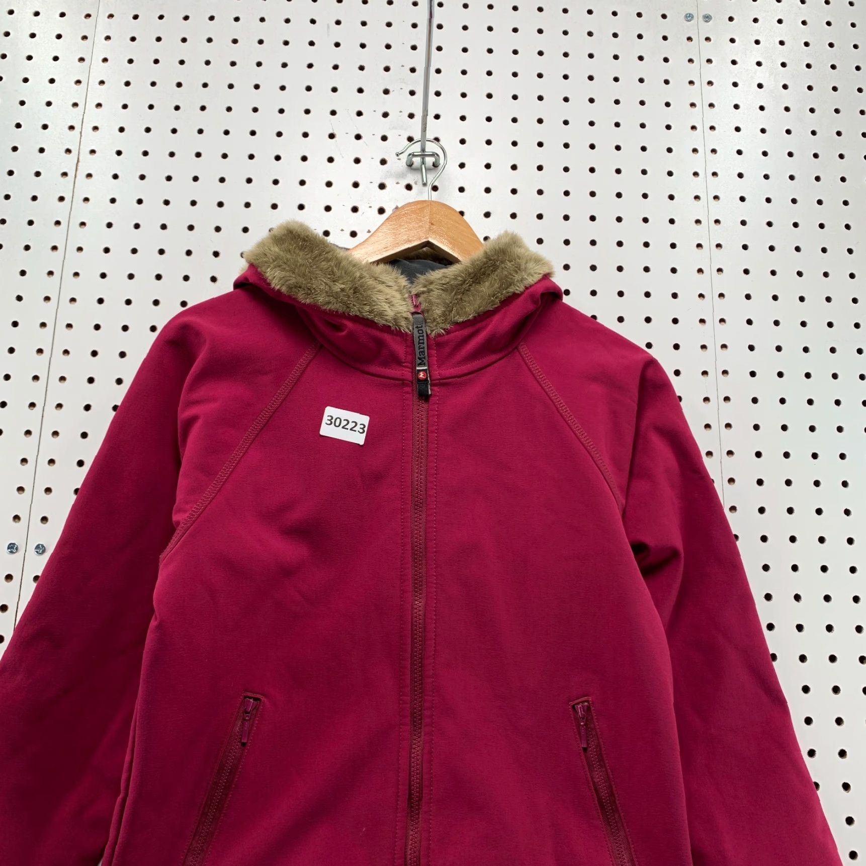 Marmot VINTAGE Marmot Furlong Hooded Jacket Womens M Pink Faux Fur Full Zip 19.5x23 Size M / US 6-8 / IT 42-44 - 7 Thumbnail