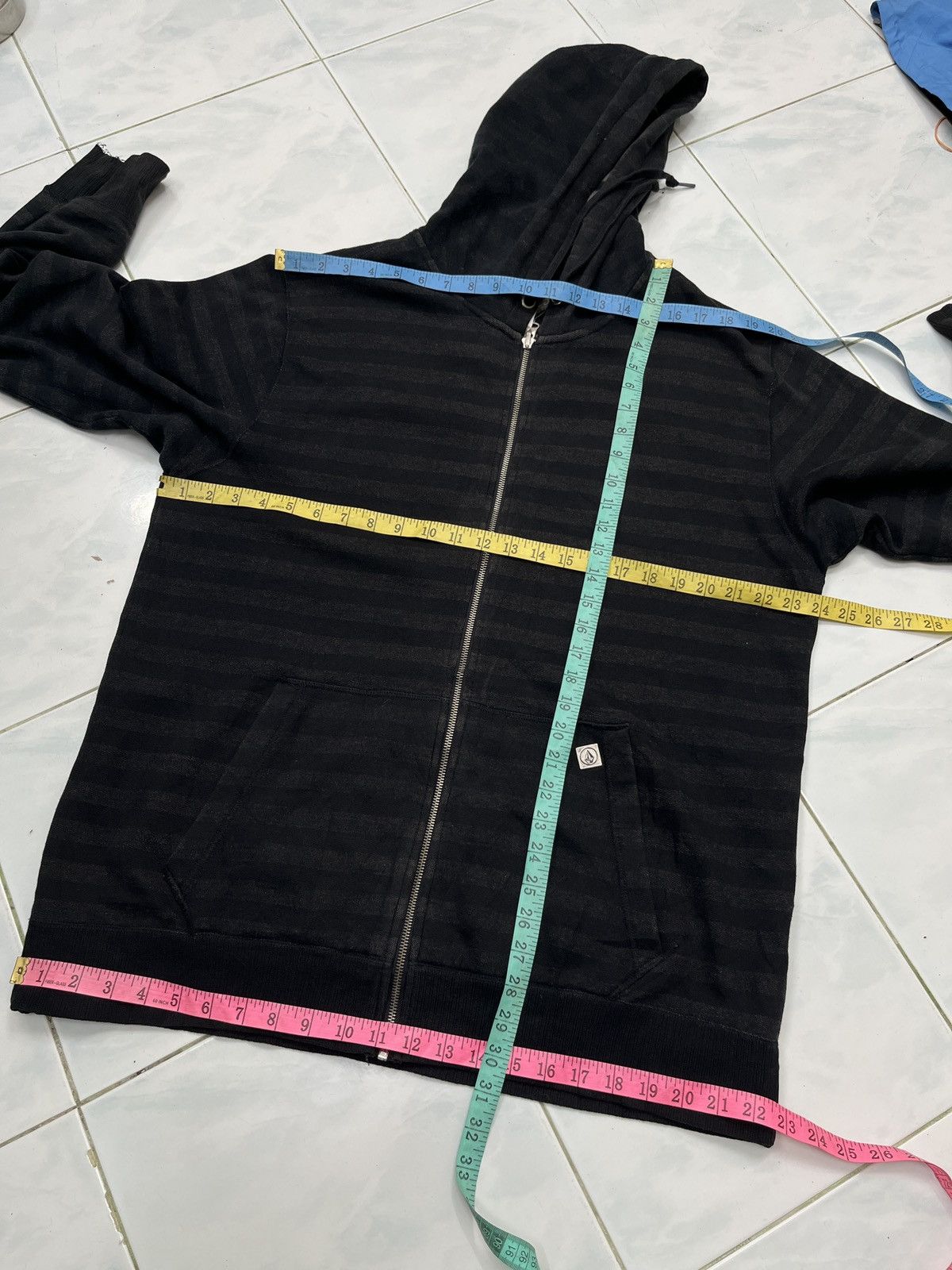Volcom 🔥🔥🔥STEALS VOLCOM TIMELESS STRIPEP HOODIE SWEATER Size US L / EU 52-54 / 3 - 16 Thumbnail