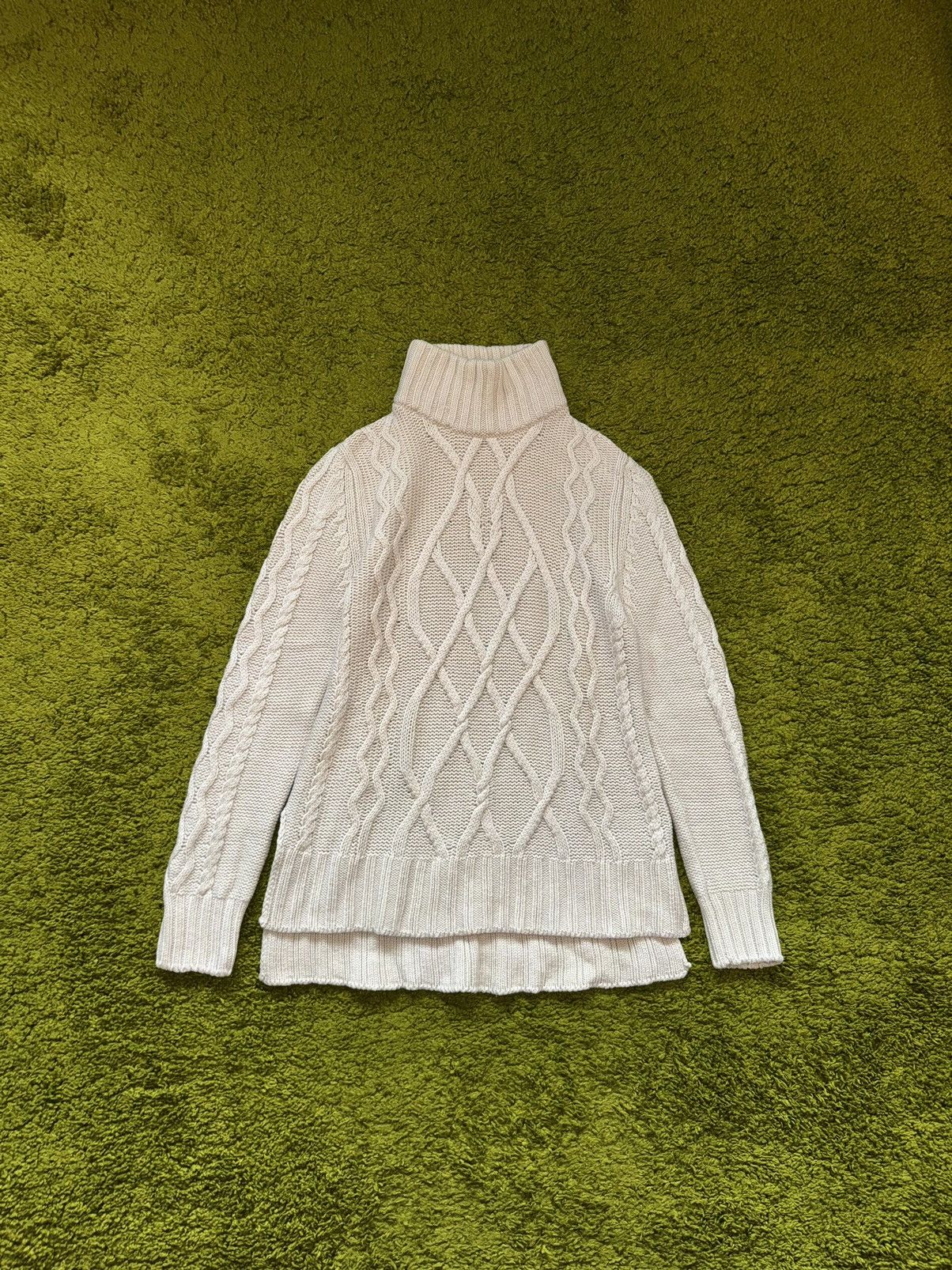 Max Mara Max Mara Weekend 100% wool cable knit turtleneck sweater Size L / US 10 / IT 46 - 1 Thumbnail