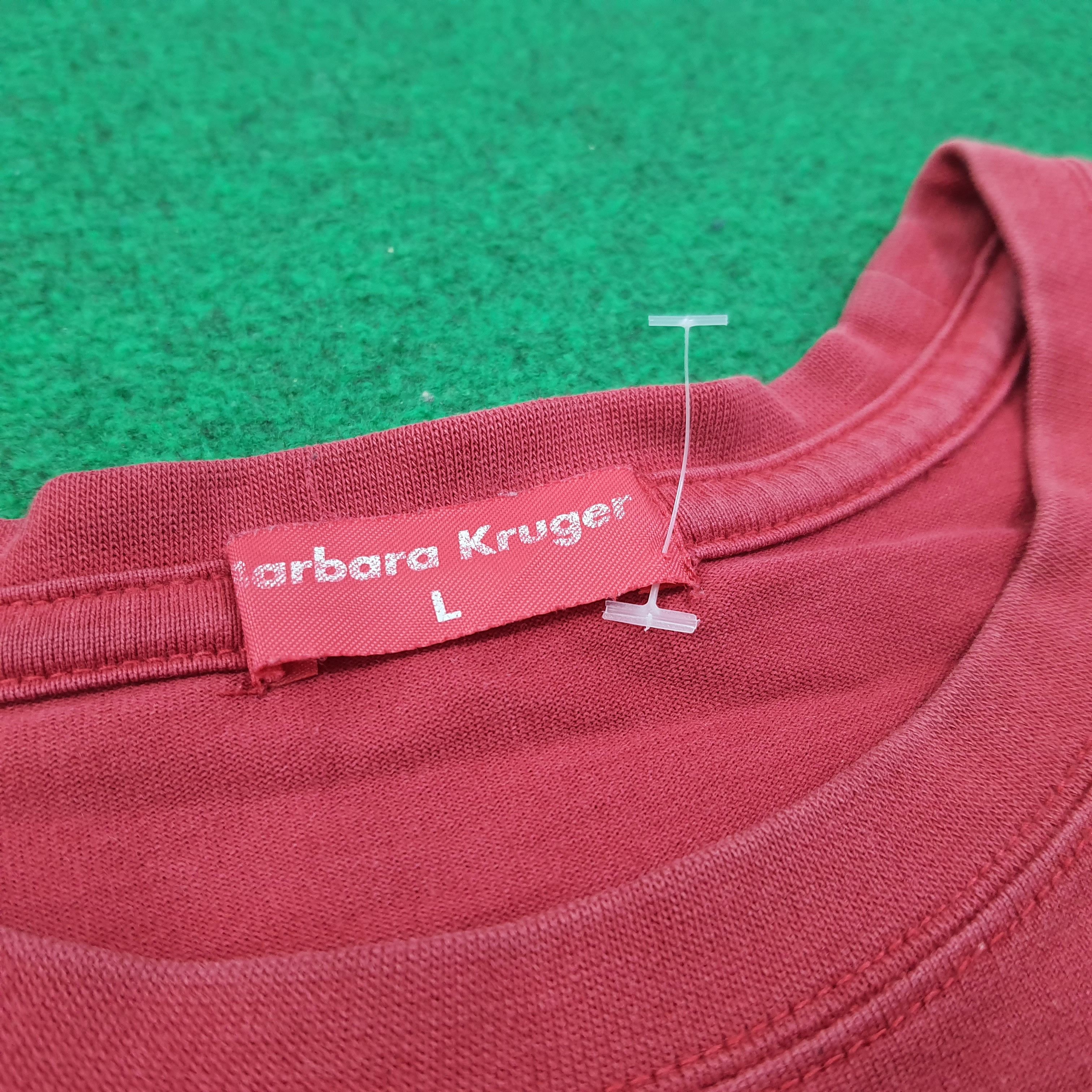 Barbara Kruger Vintage Barbara Kruger Designer Artwork Tshirt C223N20 Size US L / EU 52-54 / 3 - 4 Thumbnail