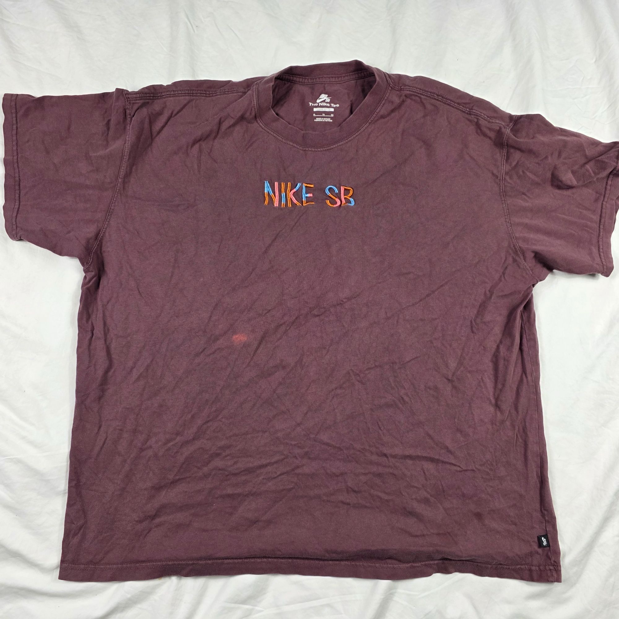 Nike SB Nike SB Mens Size XL Loose Fit Burgundy Graphic T Shirt Cott Size US XL / EU 56 / 4 - 1 Thumbnail
