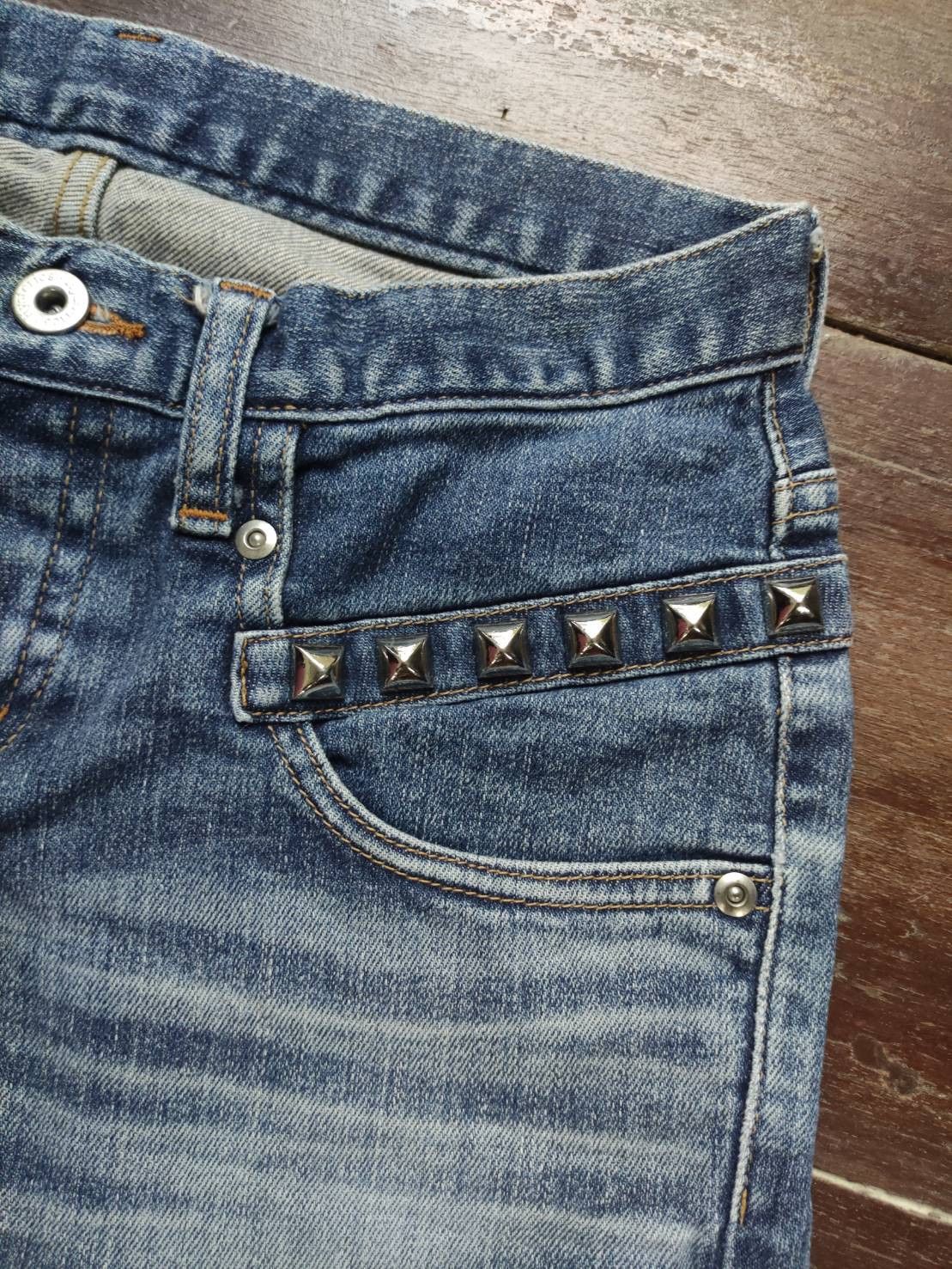 Hysteric Glamour Vtg Hysteric Glamour Pyramid Stud Y2K Faded Jeans Size 29" - 3 Thumbnail