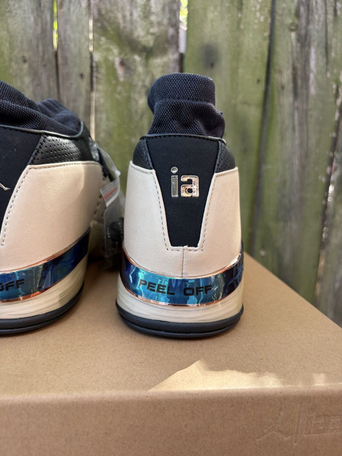 Jordan Brand Infinite Archive Jordan 17 (signed box) Size US 11 / EU 44 - 3 Thumbnail