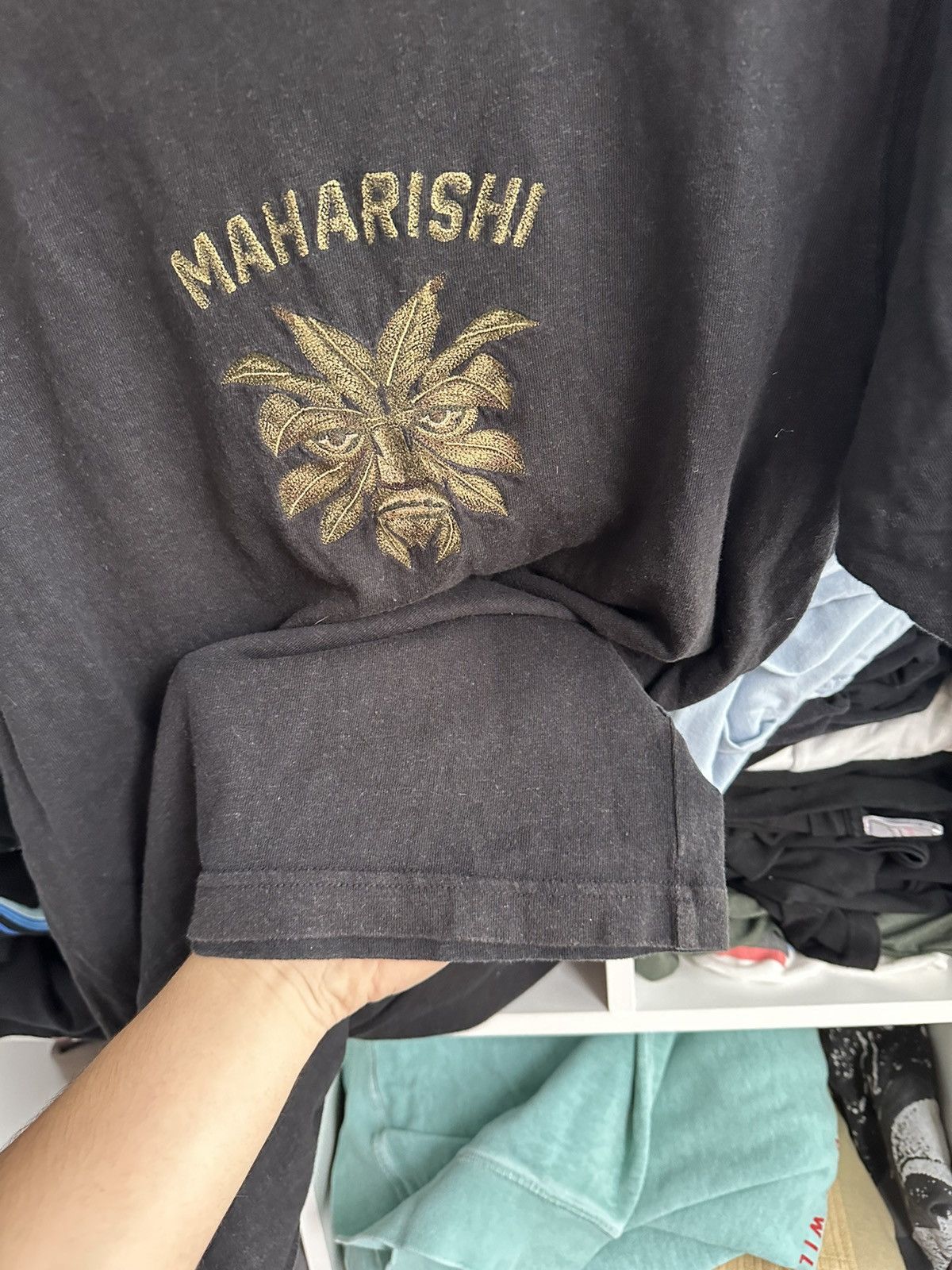 Maharishi 🔥MAHARISHI SHINOBI EMBROIDERED CENTRE LOGO T-SHIRT🔥 Size US M / EU 48-50 / 2 - 6 Thumbnail