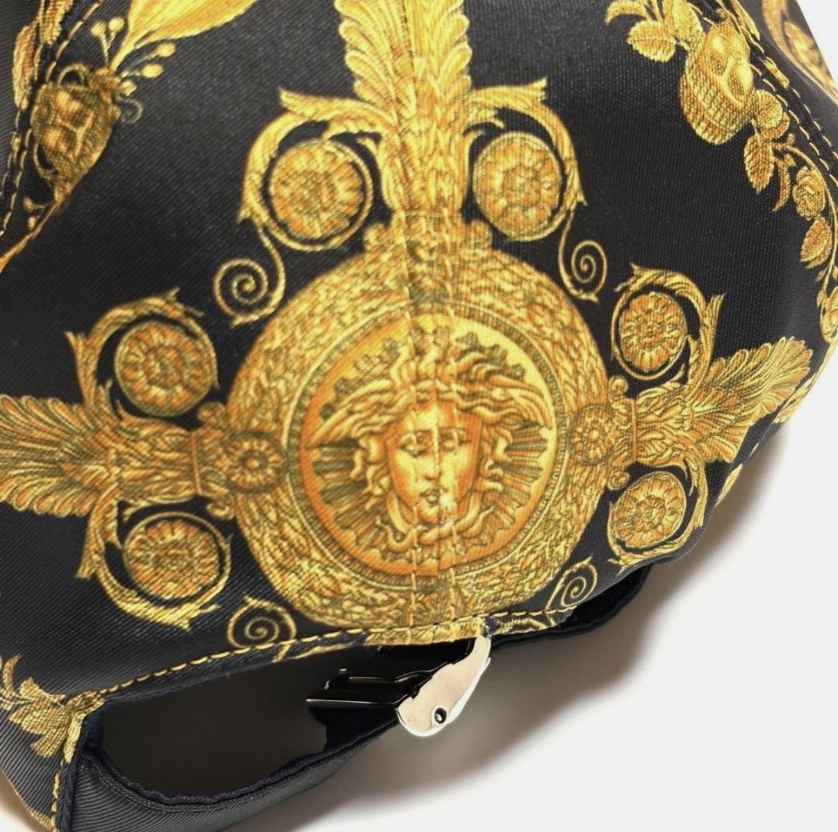 Versace Versace barocco baroque hat baseball cap medusa gold black Size ONE SIZE - 7 Thumbnail