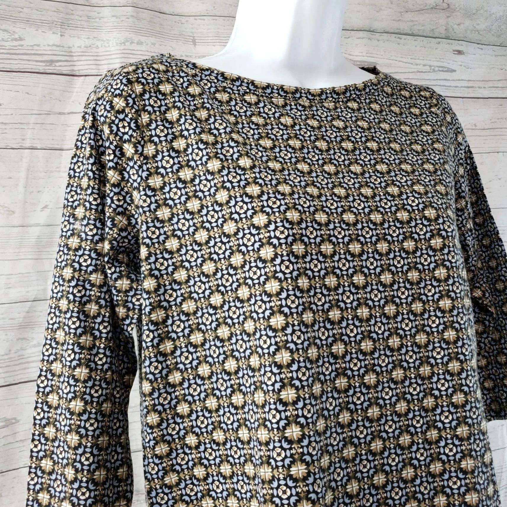 J. Jill J Jill Womens Blouse XS Floral Printed Top Blue Tan Pima Cotton Half Sleeves 95% Pima Cotton 5% Spandex Mens Womens Girls Boys Size XS / US 0-2 / IT 36-38 - 2 Thumbnail