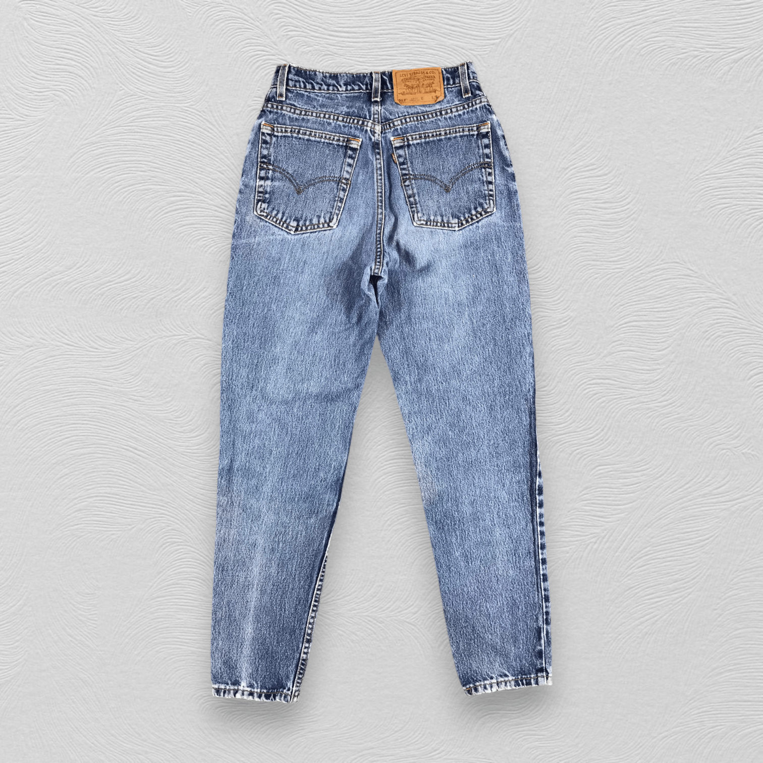 Levi's Vintage Levis 512 Jeans Blue Wash Slim Fit Denim KJ463 Size US 27 - 2 Thumbnail