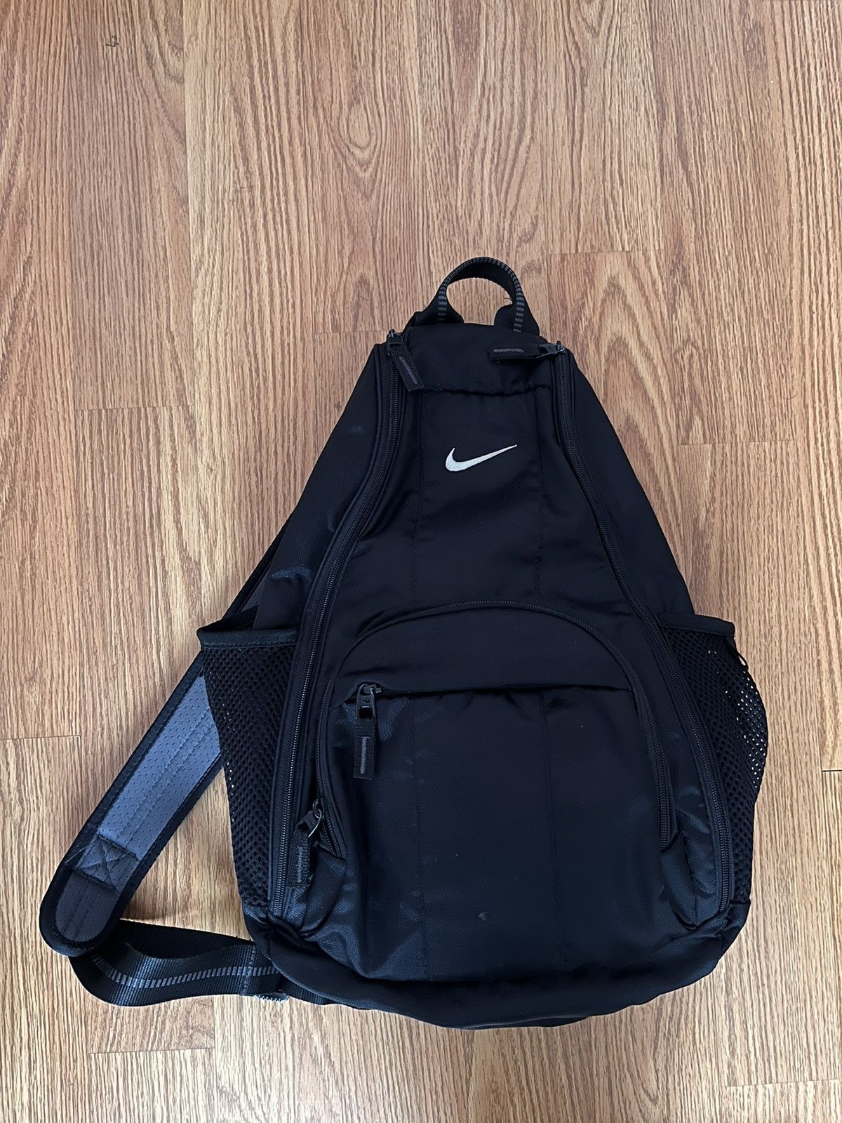 image of Sling Bag Nike Japanese Drill in Black, Men's