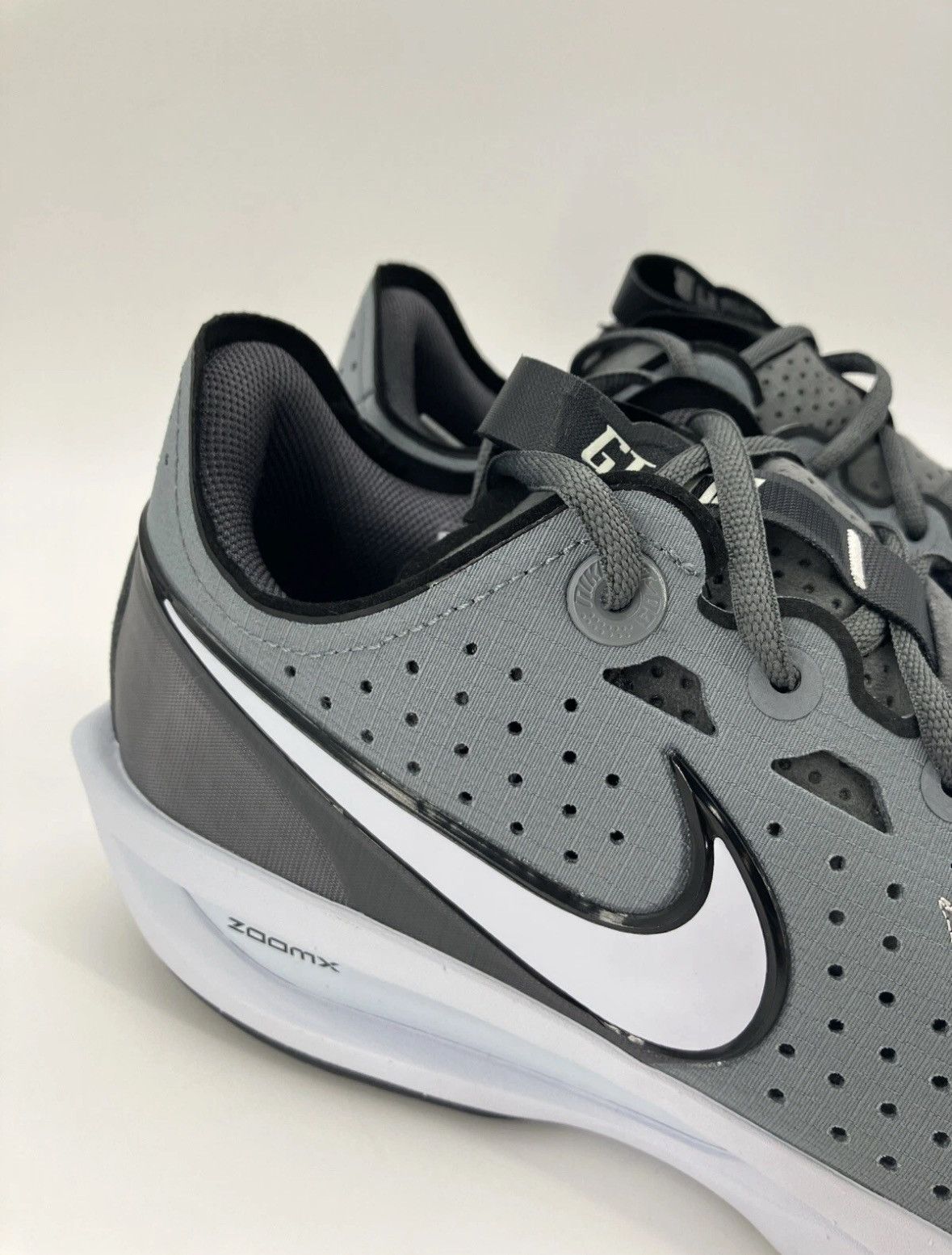 Nike Nike Air Zoom GT Cut 3 Cool Grey Men Size 13 Size US 13 / EU 46 - 2 Thumbnail