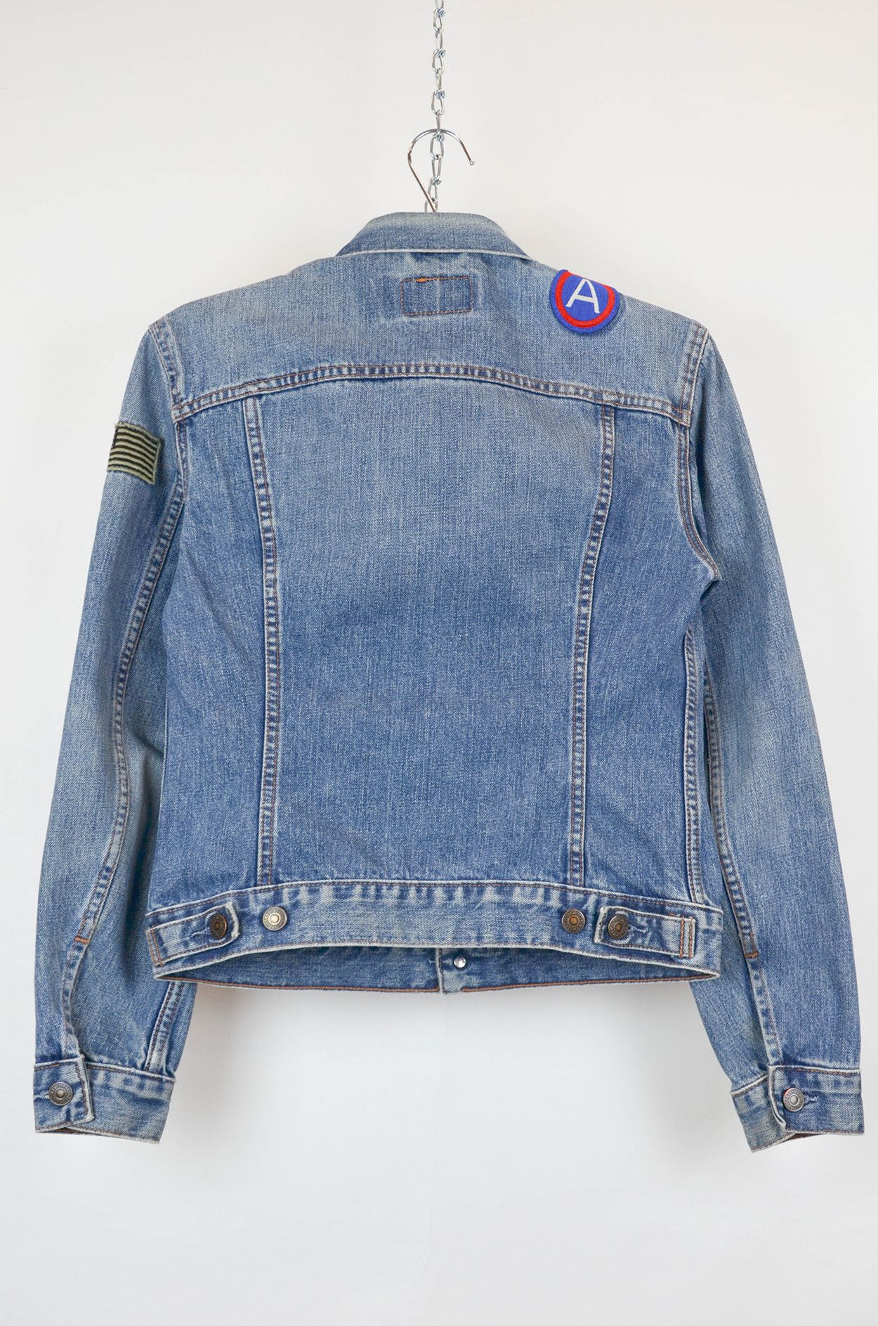 Levi's Levi’s Strauss & Co. Denim Patch Jacket – Women’s M Size M / US 6-8 / IT 42-44 - 2 Thumbnail