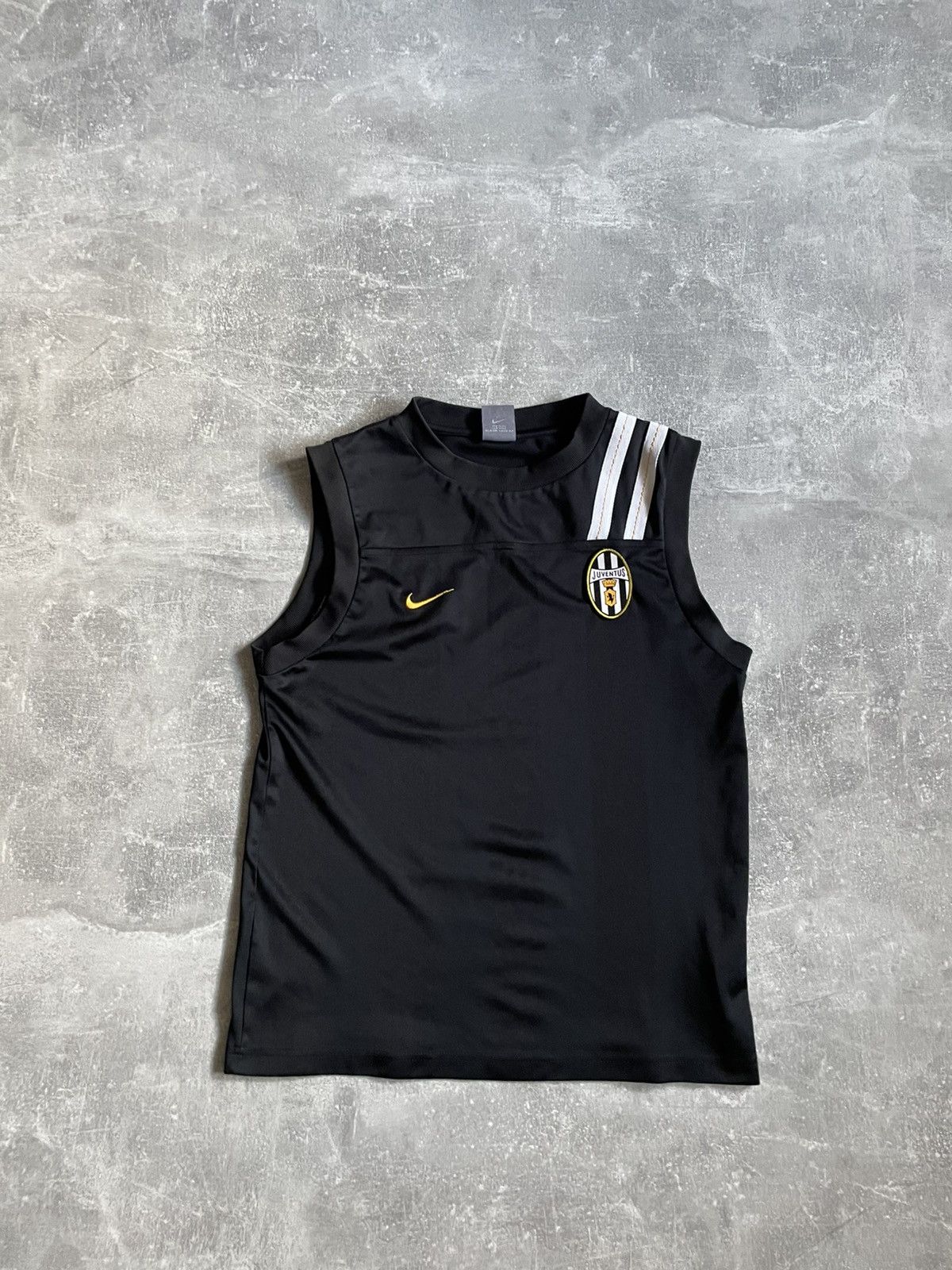 Kappa Vintage Juventus Kappa Home Shirt jersey tee vest old footba Size US M / EU 48-50 / 2 - 1 Thumbnail