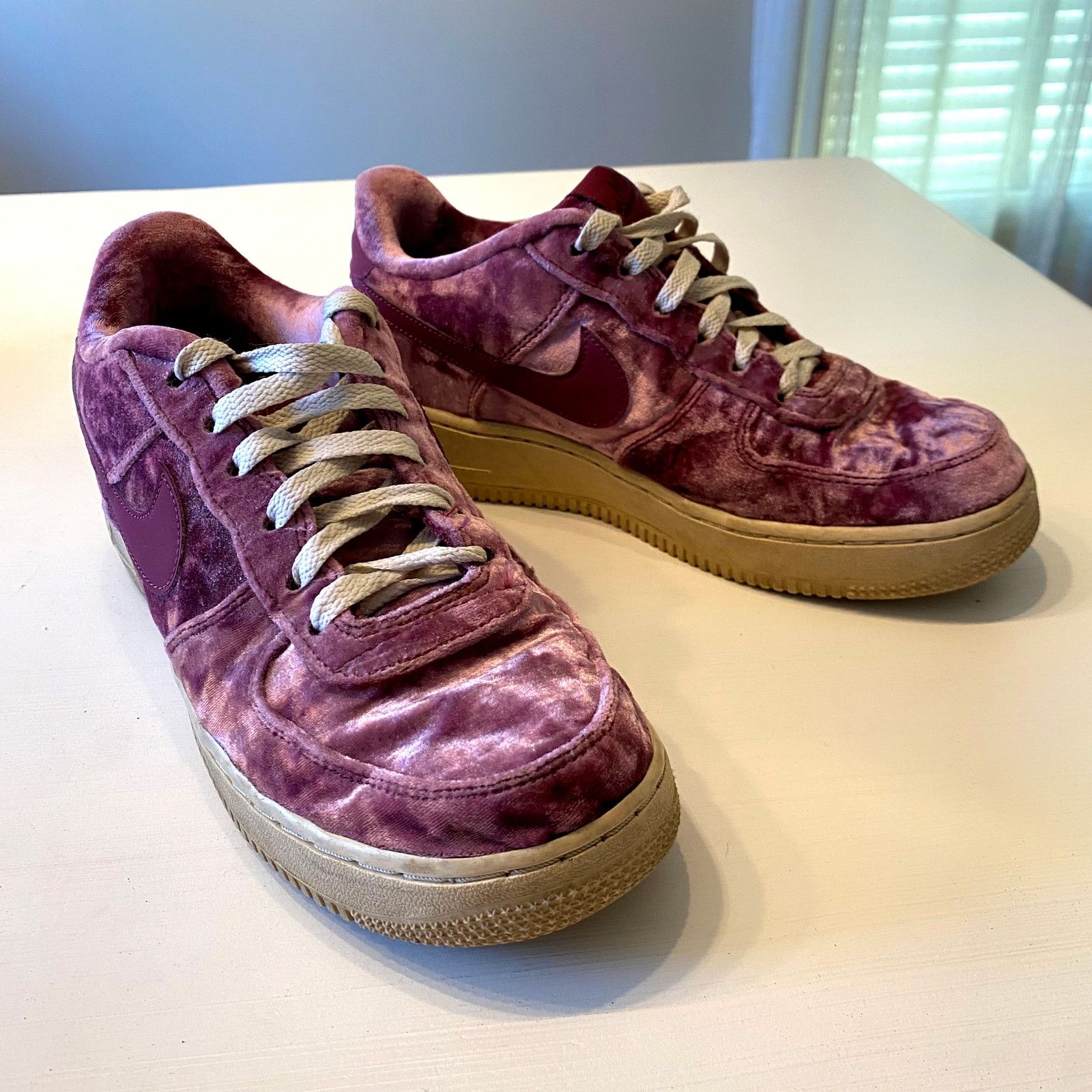 Nike Nike Air Force One LV8 Velvet Berry 849345-601 Girls Size 7Y Size US 7 / IT 37 - 3 Thumbnail