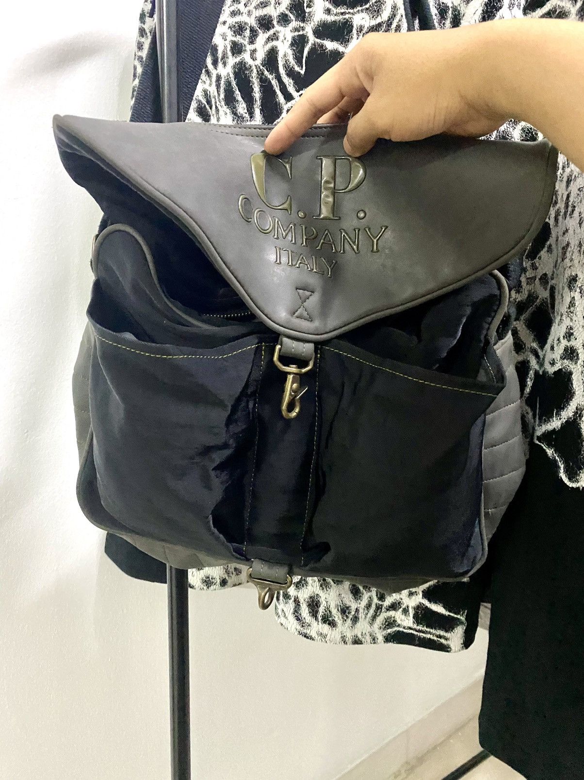 C.P. Company Vintage Rare C.P Company Adjustable Sling Bag Size ONE SIZE - 7 Thumbnail