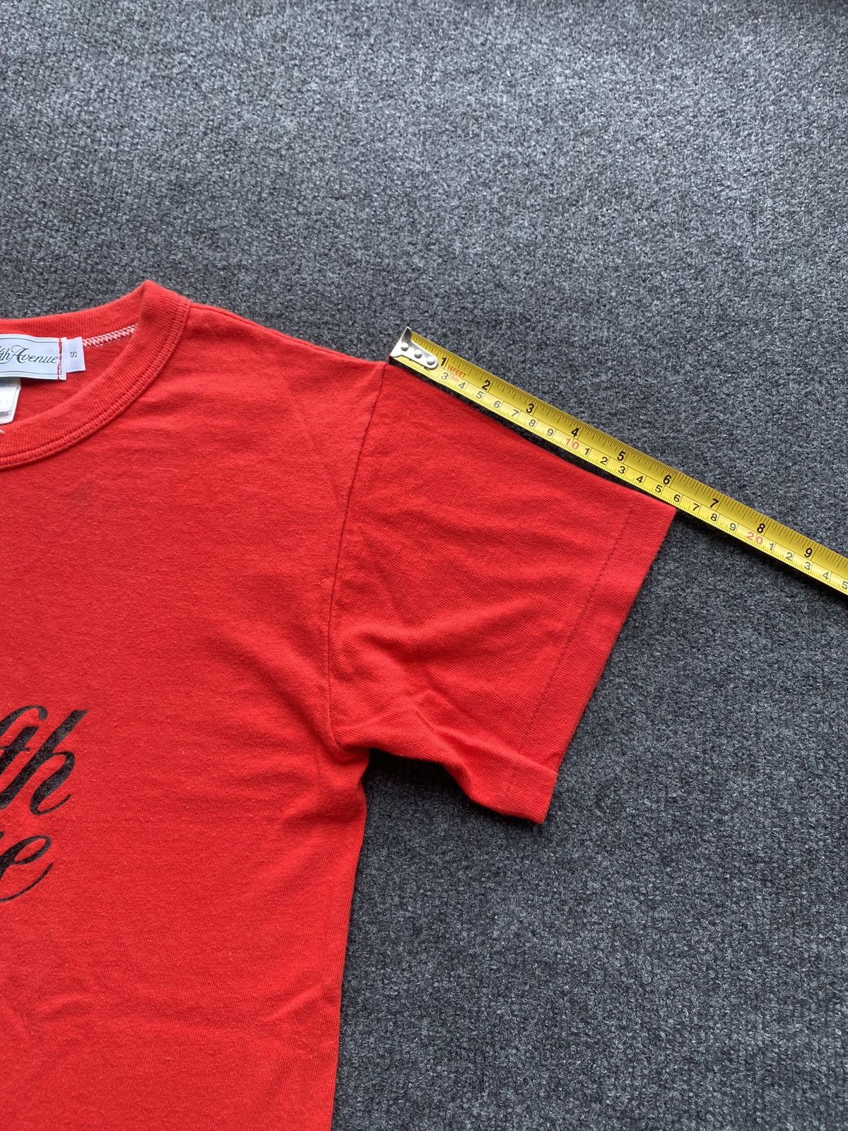 Saks Fifth Avenue 🔥Rare 90s Saks Fifth Avenue Red Tee Mens s USA Made unique Size US S / EU 44-46 / 1 - 9 Thumbnail