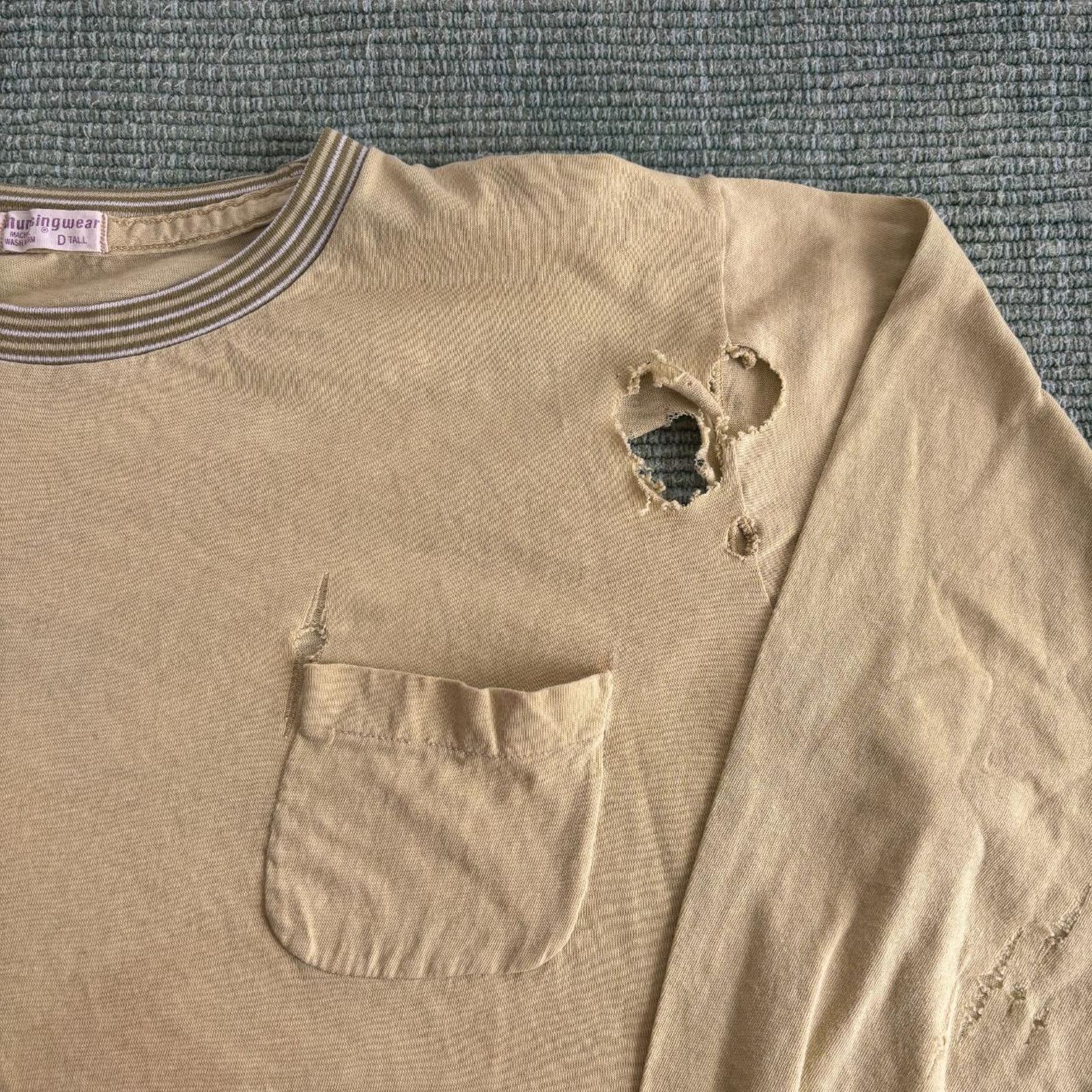 Vintage True vintage 70s thrashed munsingwear long sleeve pocket tee Size US L / EU 52-54 / 3 - 2 Thumbnail