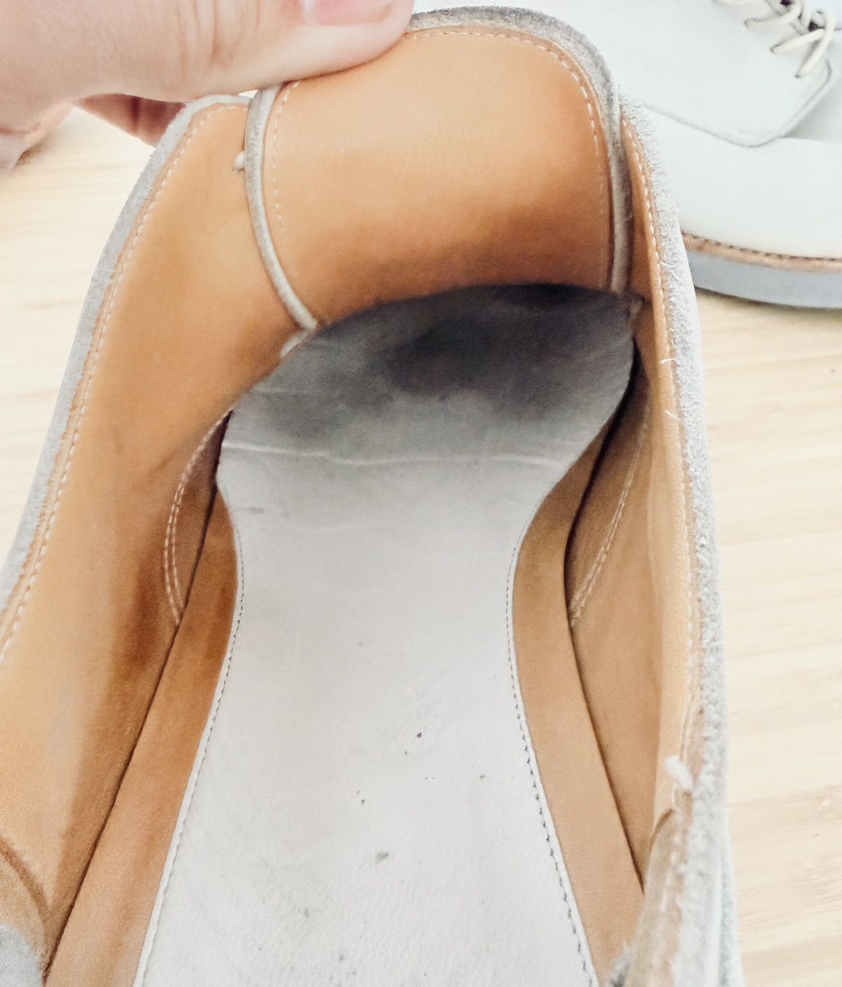 Maison Margiela Margiela Line 22 Distressed Suede White/Grey size 13 Size US 13 / EU 46 - 5 Thumbnail