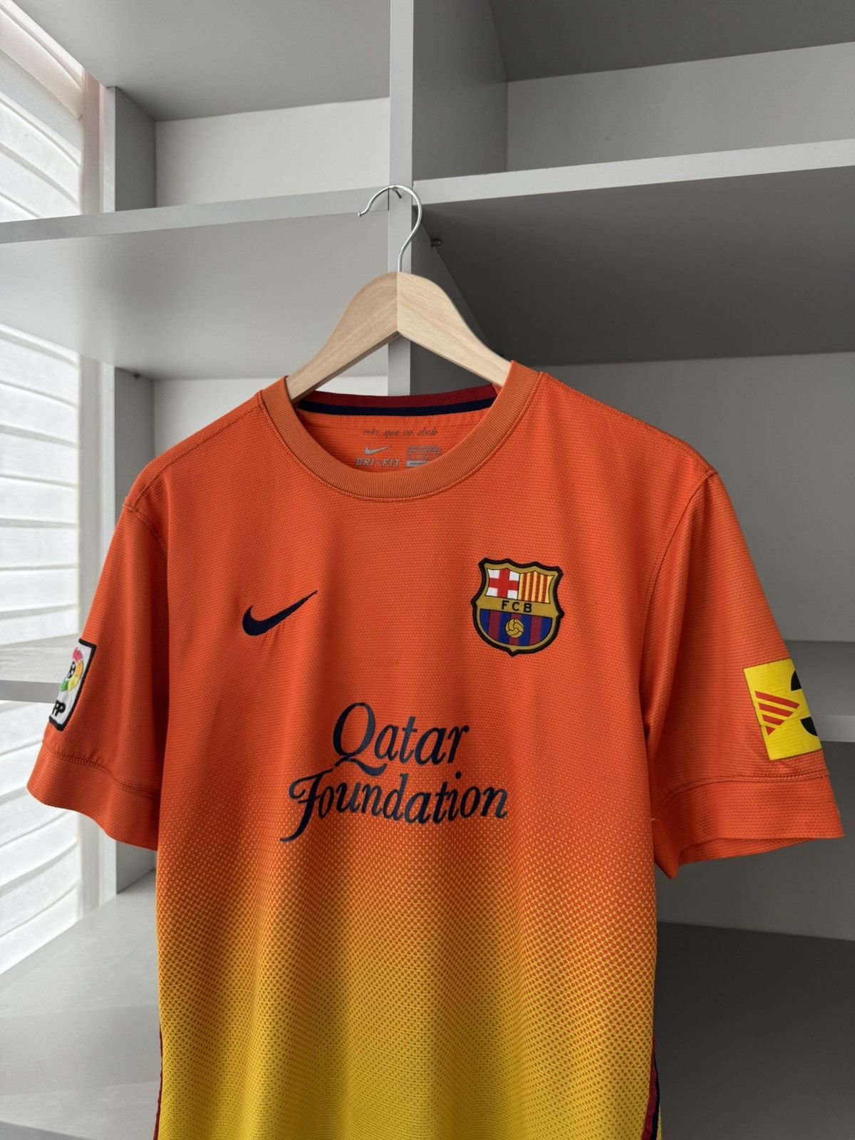 Nike × Vintage Nike Barcelona 2012 2013 Away Jersey Size US S / EU 44-46 / 1 - 2 Thumbnail