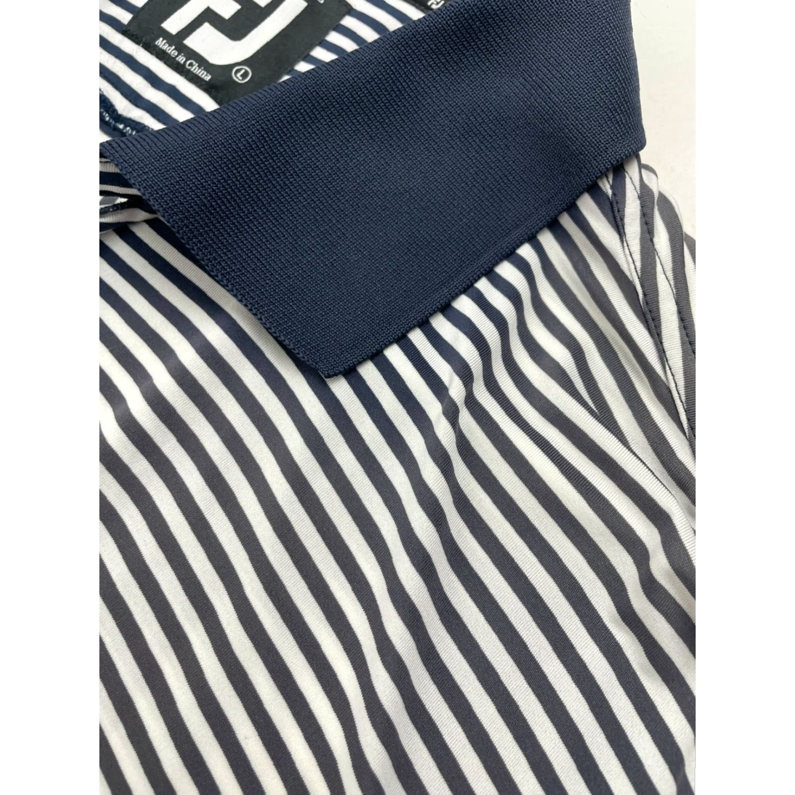Footjoy FootJoy Polo Shirt Men's Large Blue Gray Short Sleeve Ombre Look Stripe Pattern Polo Size US L / EU 52-54 / 3 - 3 Thumbnail
