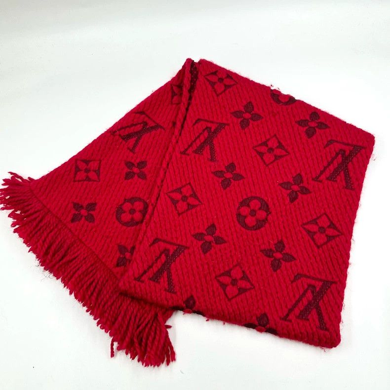 Louis Vuitton Louis Vuitton Red Logo Wool Scarf- DMC Size ONE SIZE - 1 Thumbnail
