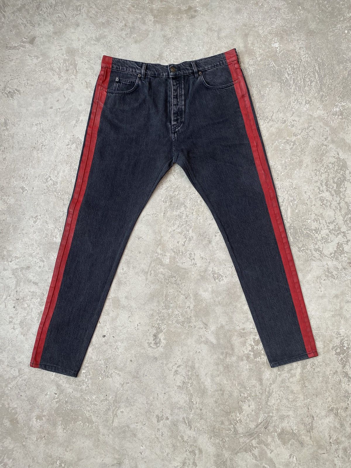 高感度ショップで2023年売れたブランド Stripe Red Balenciaga Denim Grailed | パンツ