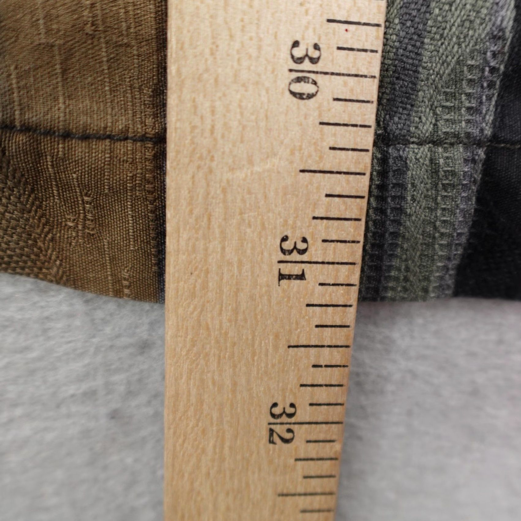 Tommy Bahama VINTAGE Tommy Bahama Shirt Men 2XL Striped Silk Camp Button-Up Brown Gray Black Short Sleeve Adult 2XL Beach Tropical Mens Size US XXL / EU 58 / 5 - 7 Thumbnail