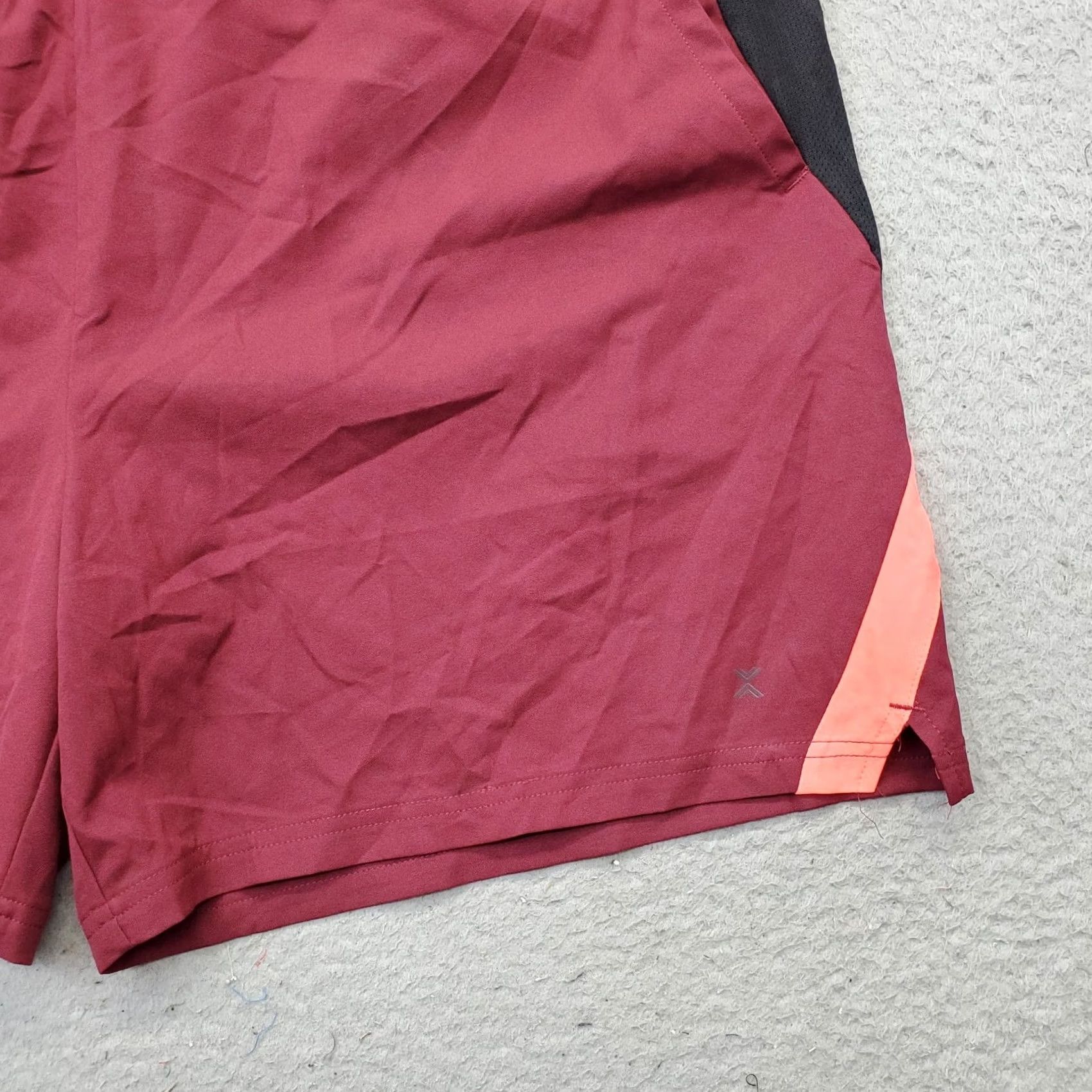 Vintage Xersion Training Shorts Mens 2XL Multi Stretch Quick Dri 7" Inseam Regular Fit Size US 39 - 7 Thumbnail