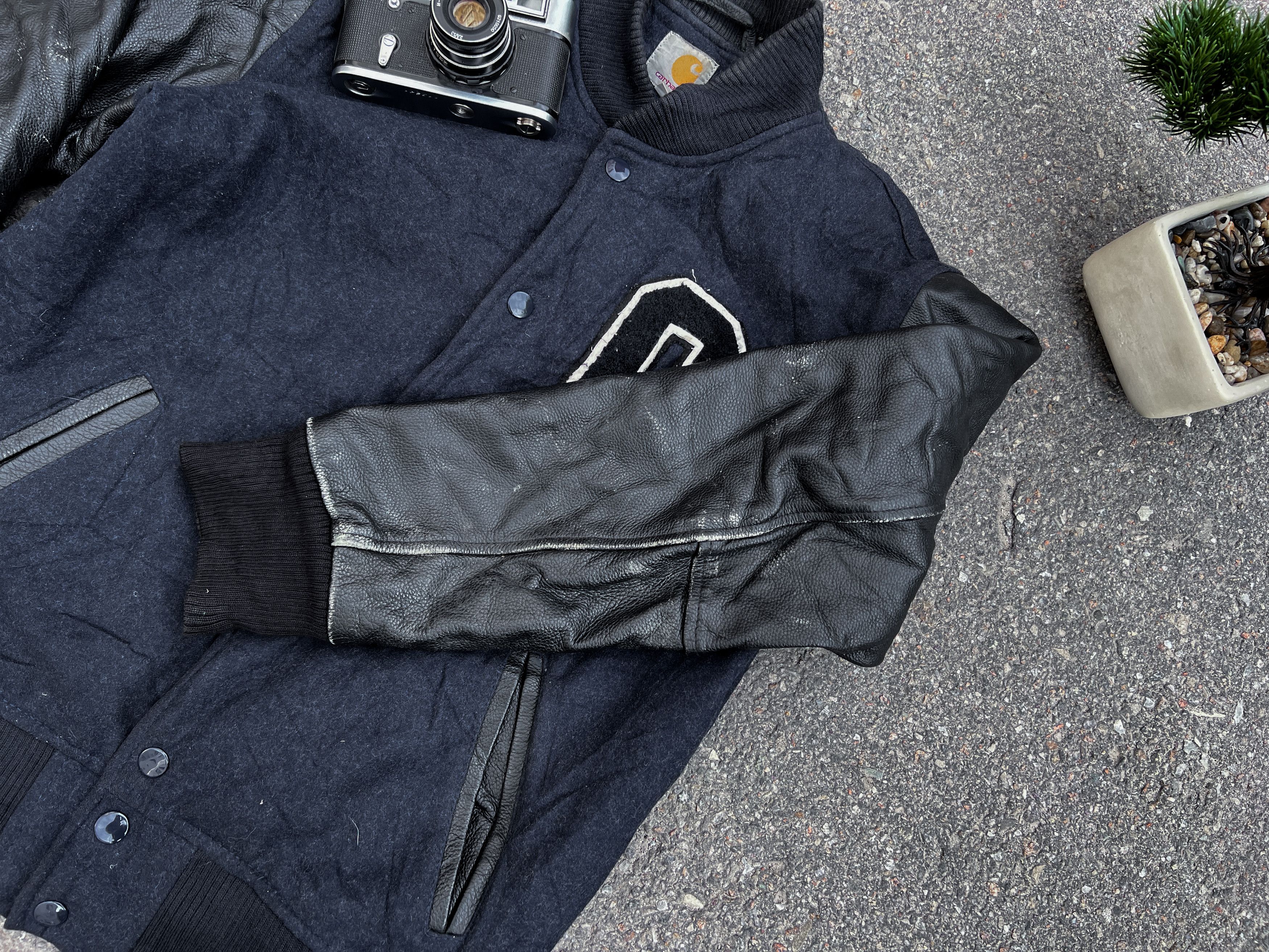 Carhartt 💲RARE💲 Carhartt Bandit Jacket Baseball Bomber M Size Size US M / EU 48-50 / 2 - 8 Thumbnail