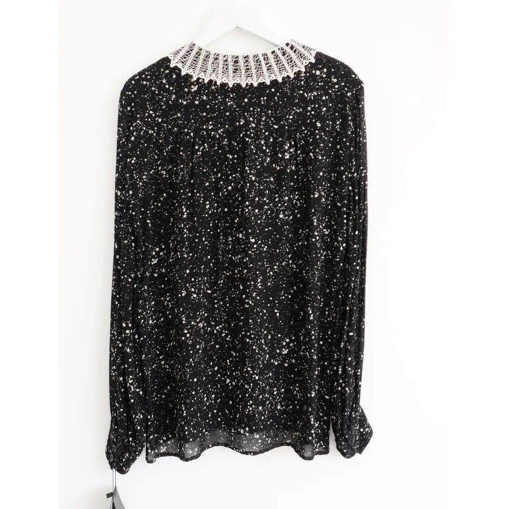 Saint Laurent Paris Saint Laurent Pre-Fall 2015 Star Print Lace Collar Blouse Size XS / US 0-2 / IT 36-38 - 3 Thumbnail