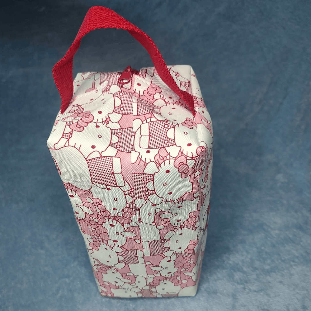 Japanese Brand HELLO KITTY Waterproof Cosmetic Bag NEW Size ONE SIZE - 6 Thumbnail