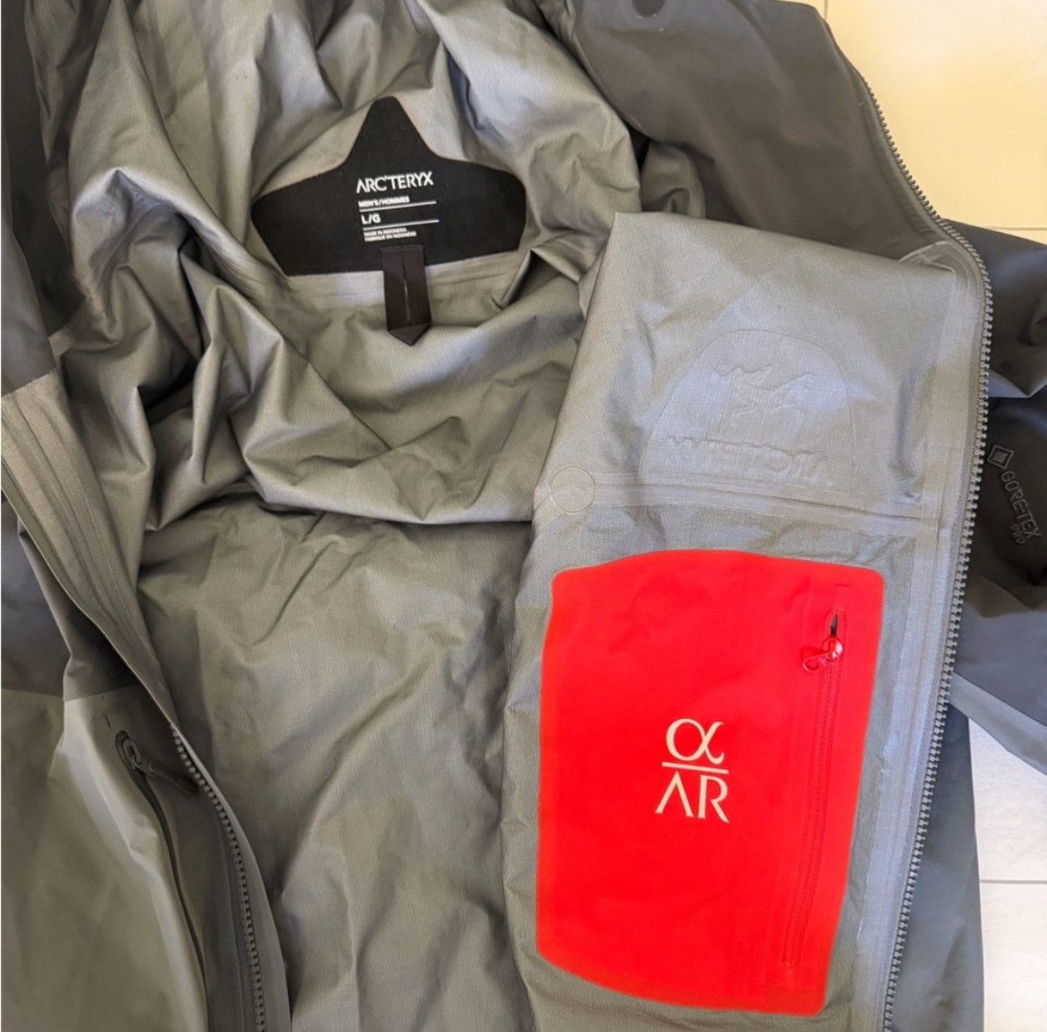 Arc'teryx Arcteryx Alpha Ar Size US L / EU 52-54 / 3 - 5 Thumbnail