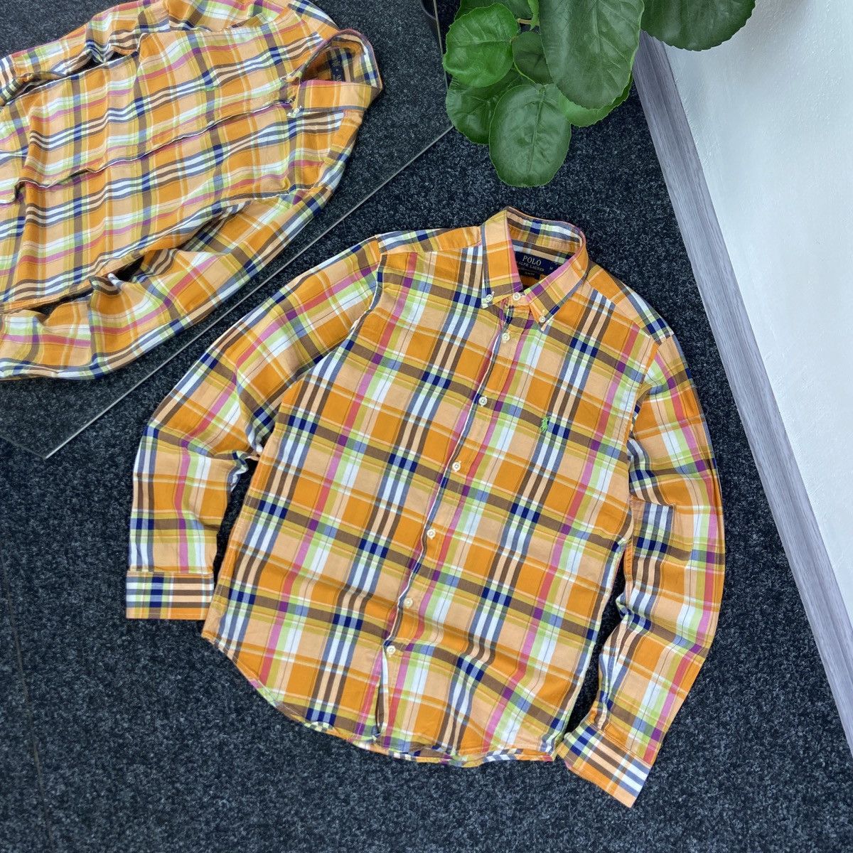 Polo Ralph Lauren POLO RALPH LAUREN LUXURY CHECKERED BUTTON UP SHIRT Size US M / EU 48-50 / 2 - 1 Thumbnail