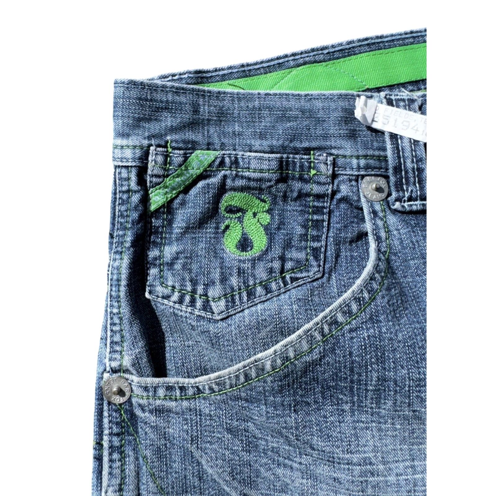Vintage VINTAGE Barefox Bermuda Shorts Men 42 Light Wash Embroidered Pockets Green Blue Y2K Urbanfolks Jean Shorts Size US 42 / EU 58 - 4 Thumbnail