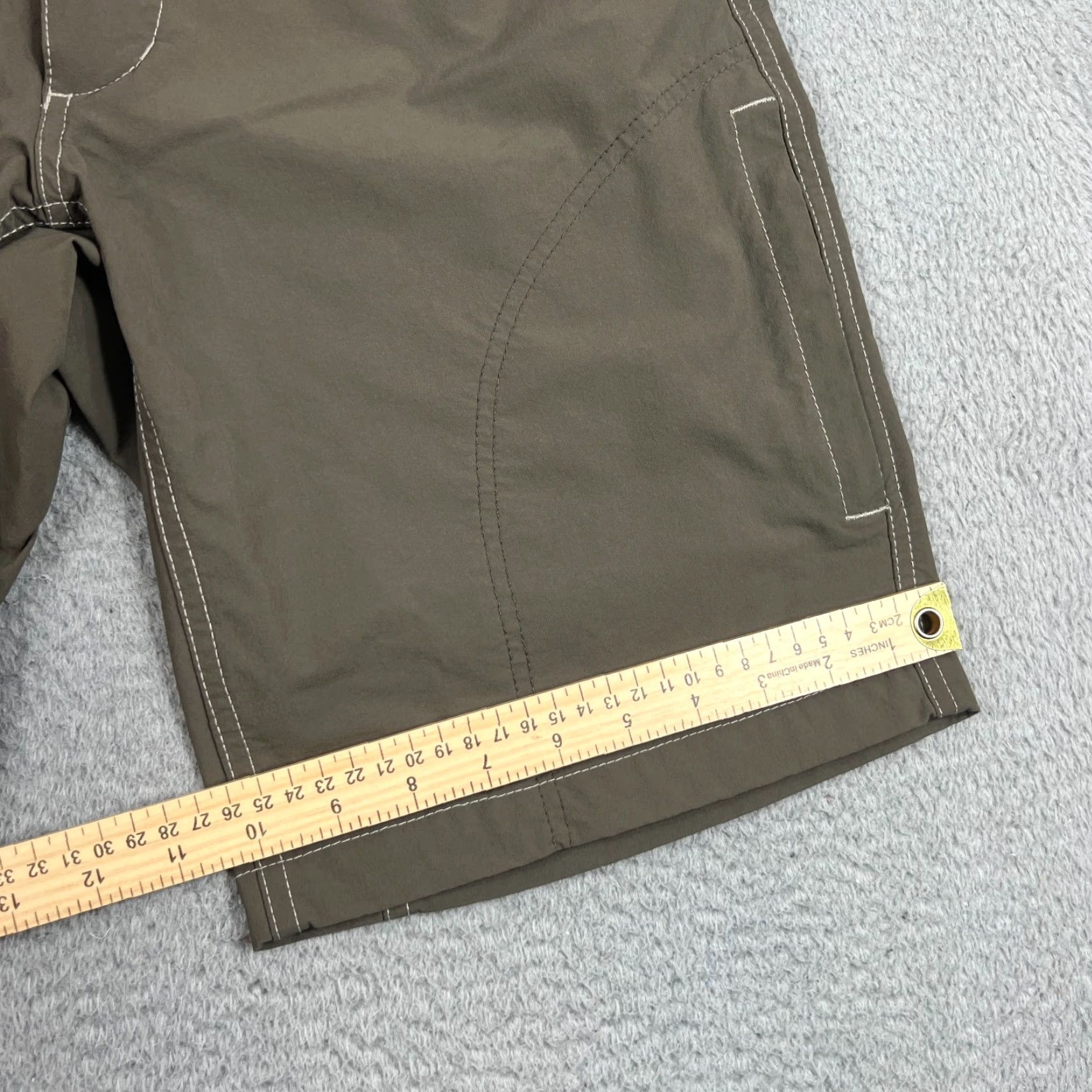 Vintage Kuhl Renegade Shorts Mens 30 Brown Outdoor Performance Lightweight Hiking Size US 30 / EU 46 - 2 Thumbnail