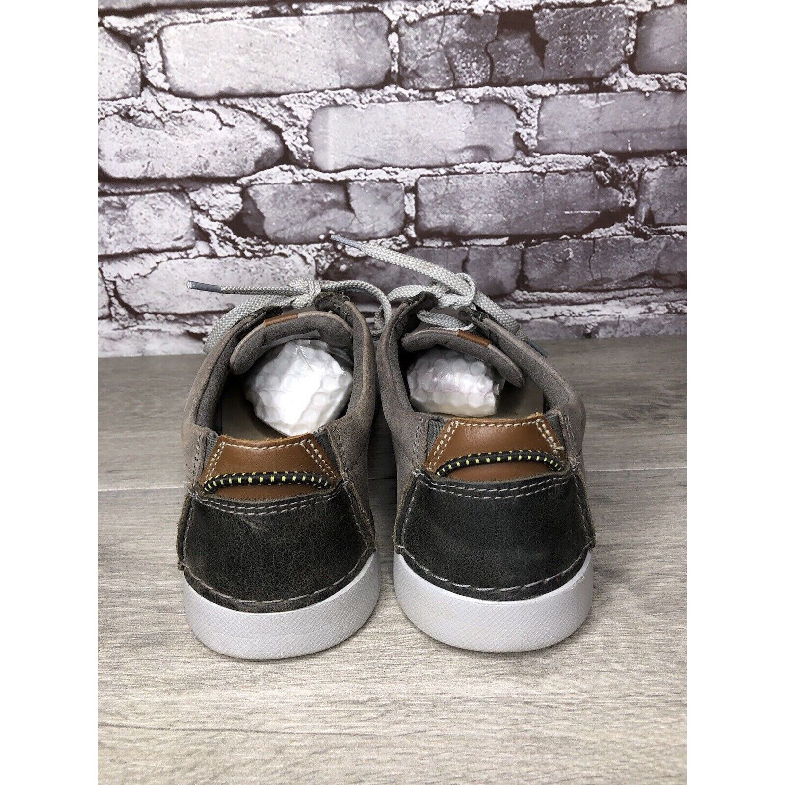Clarks Clarks Gray Leather Lace Up Oxfords Comfort Casual Sneakers Size US 11 / EU 44 - 4 Thumbnail