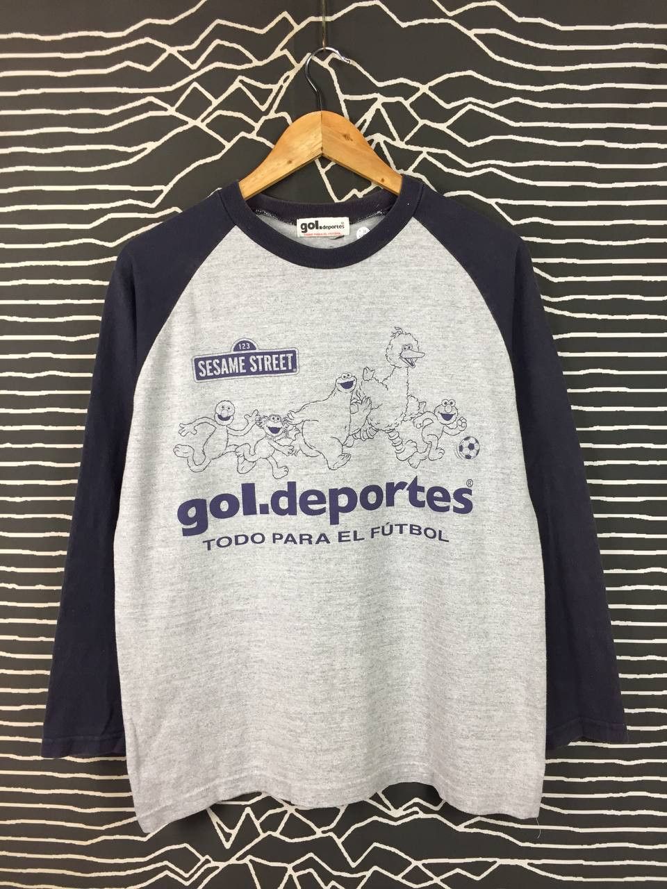 Japanese Brand Vtg Sesame Street X Gol Deportes Street Soccer Raglan Tee Size US L / EU 52-54 / 3 - 7 Thumbnail