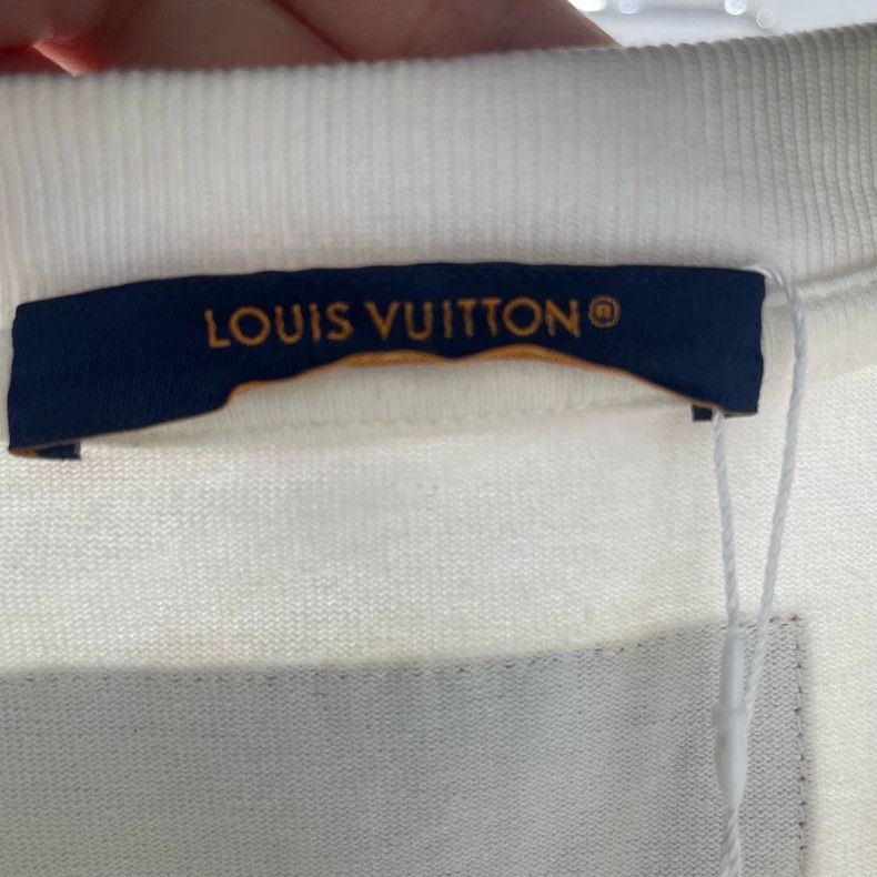 Louis Vuitton Louis Vuitton Rainbow Letter Short Sleeve Size US XXL / EU 58 / 5 - 4 Thumbnail