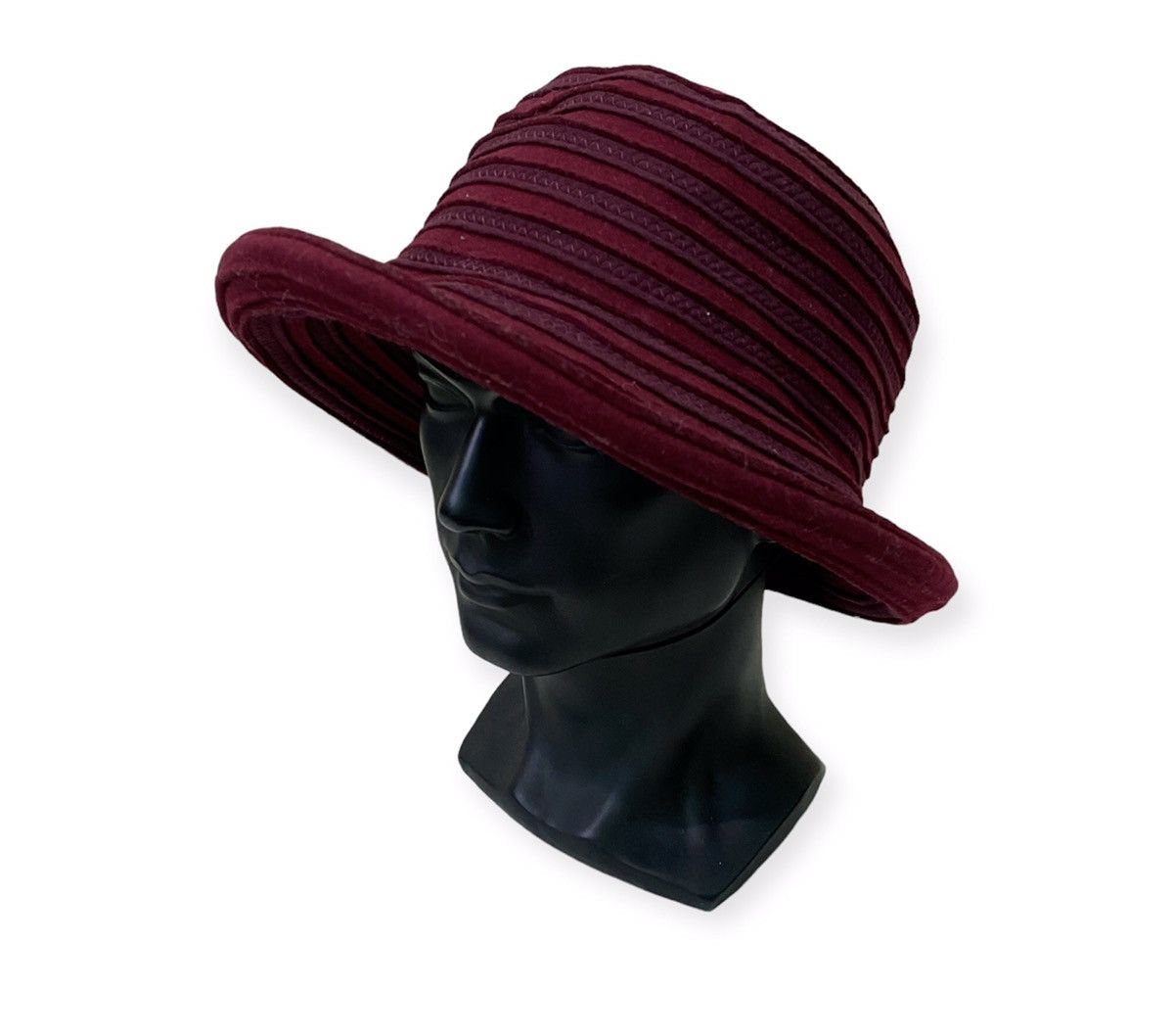 image of Elle Paris Nice Design Bucket Hat in Red, Men's