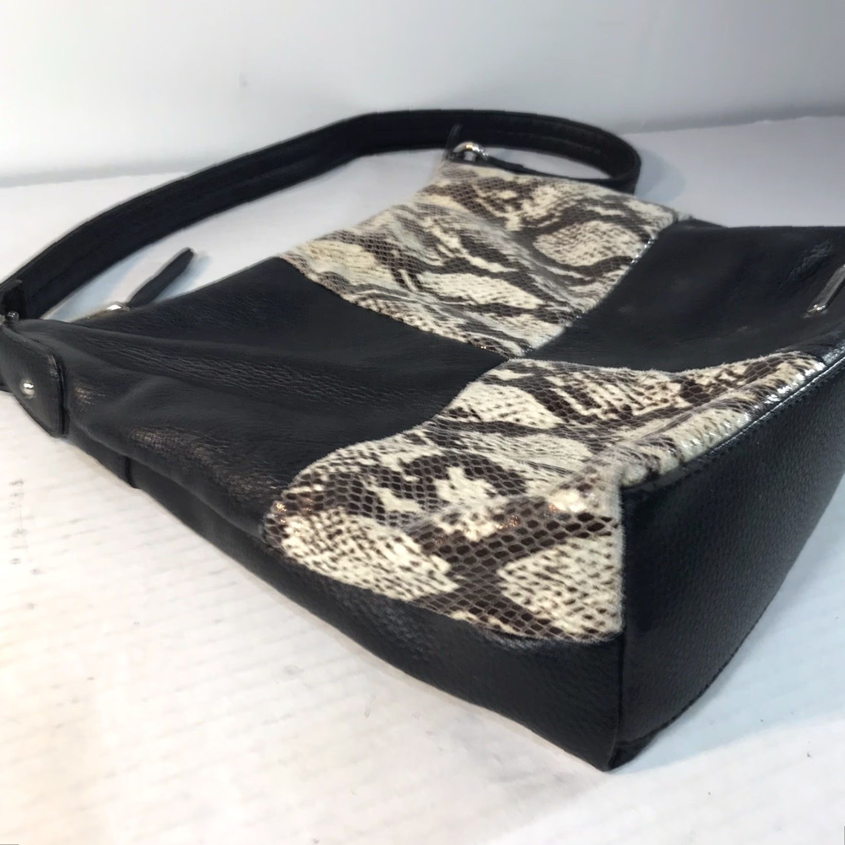 Vintage Stone & Co Black Snakeskin Leather Shoulder Bag Medium 12x10 inches Business Casual Travel Womens Size ONE SIZE - 3 Thumbnail