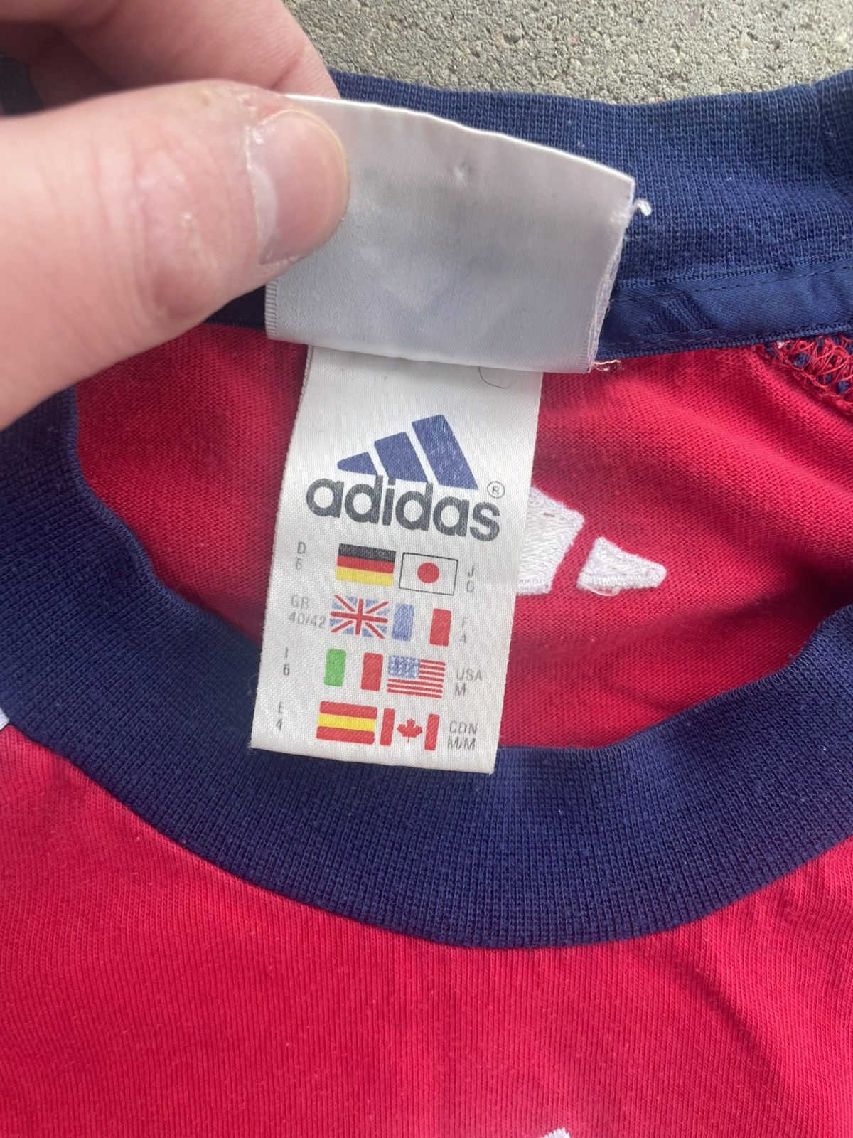 Adidas × Vintage Adidas vintage 00s tshirt Size US M / EU 48-50 / 2 - 5 Thumbnail