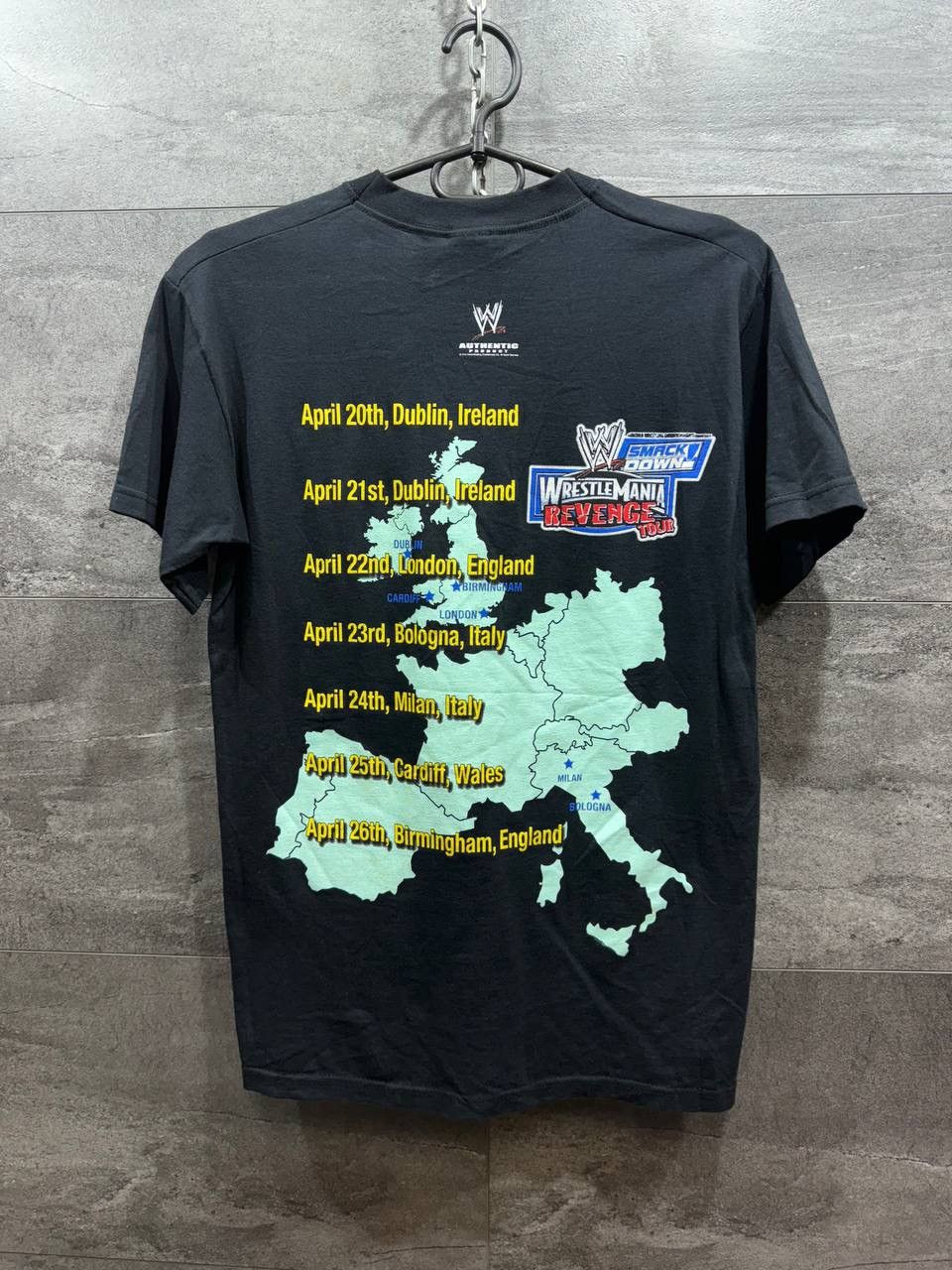 WWE WWE Wrestlemania revenge tour 2005 t-shirt Size US S / EU 44-46 / 1 - 8 Thumbnail