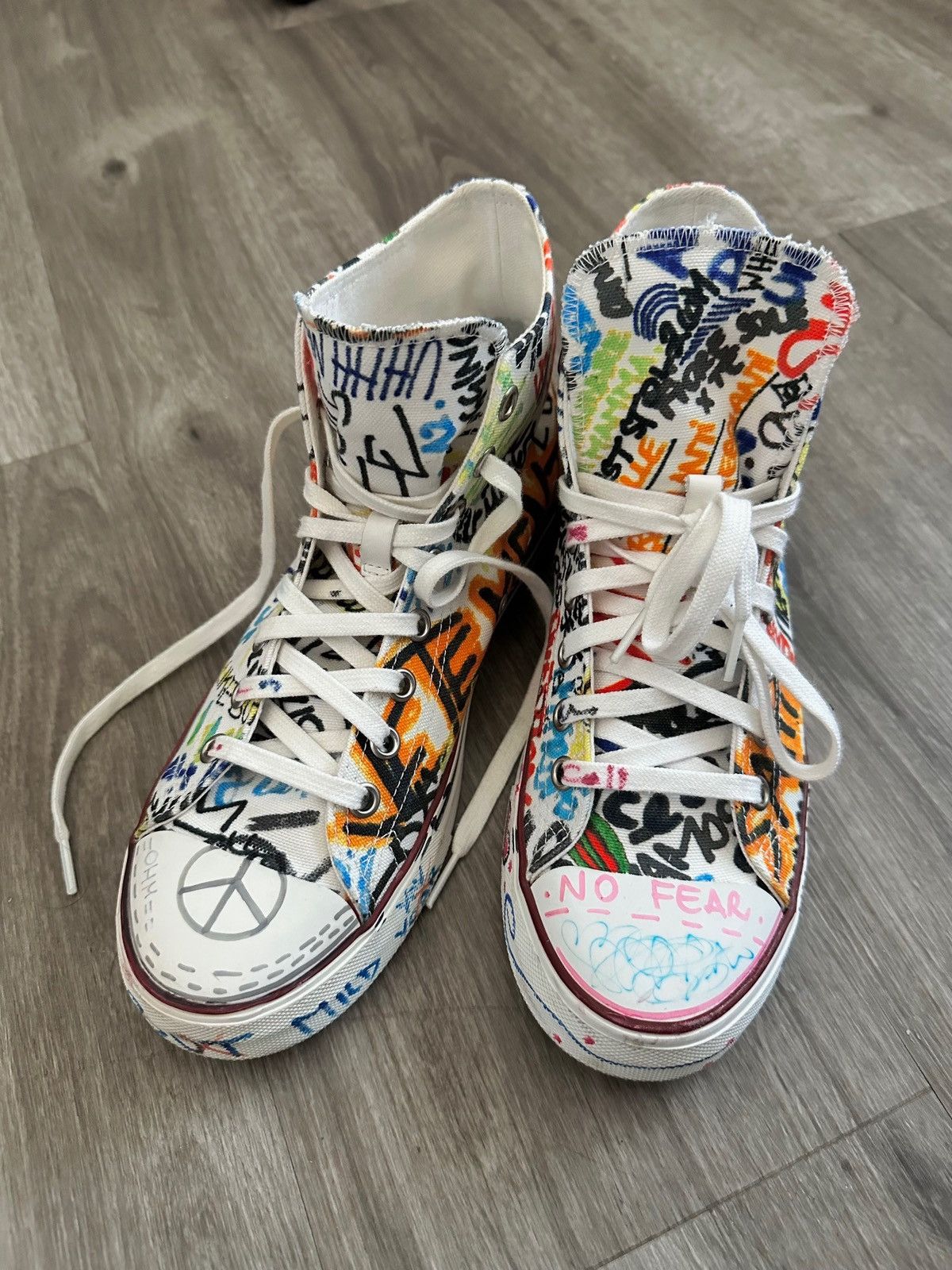 Vetements Vetements FW18 Graffiti Multicolor High Tops Size US 8 / EU 41 - 1 Thumbnail